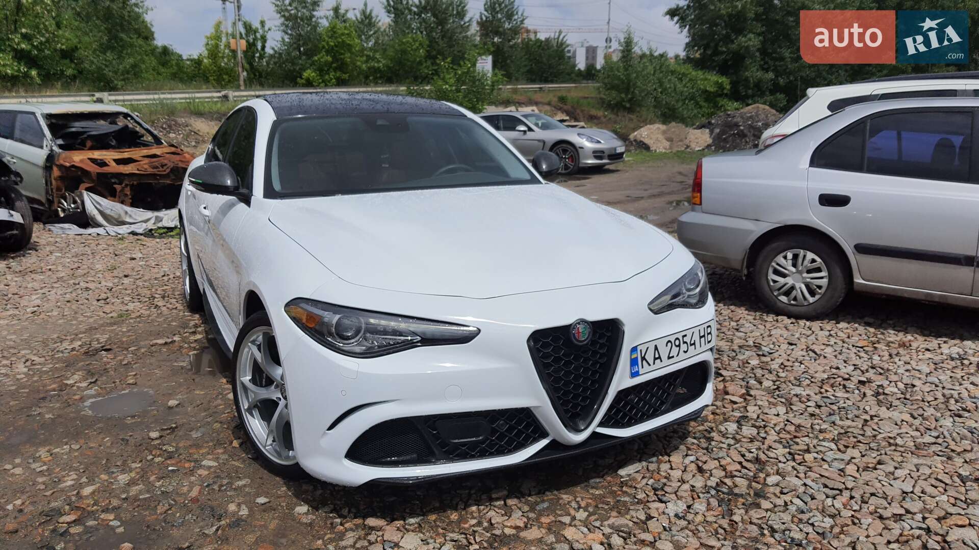 Alfa Romeo Giulia 2017 VIN ZARFAEEN6H7553673 фото оголошення 2 з 23