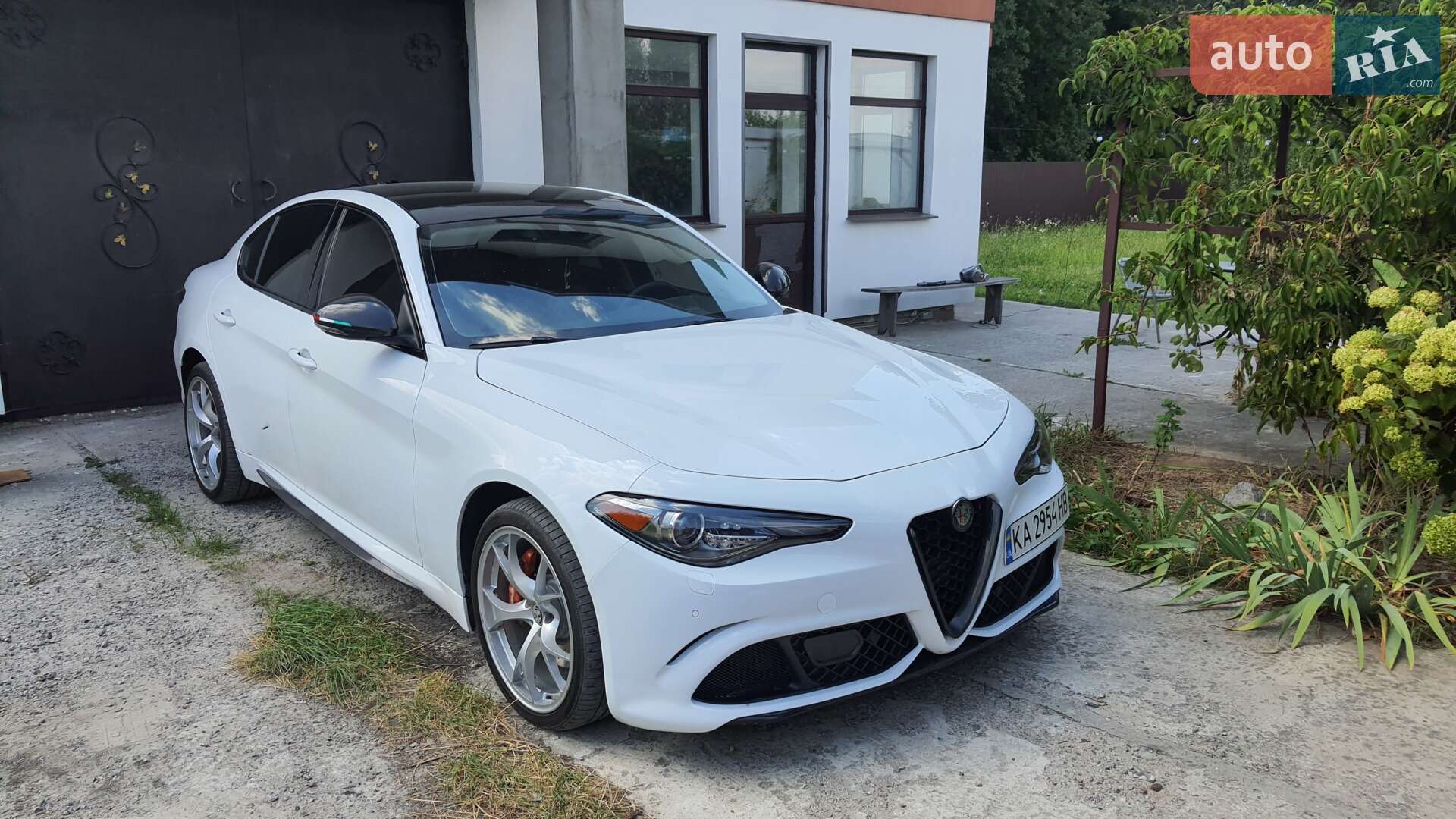 Alfa Romeo Giulia 2017 VIN ZARFAEEN6H7553673 фото оголошення 11 з 23