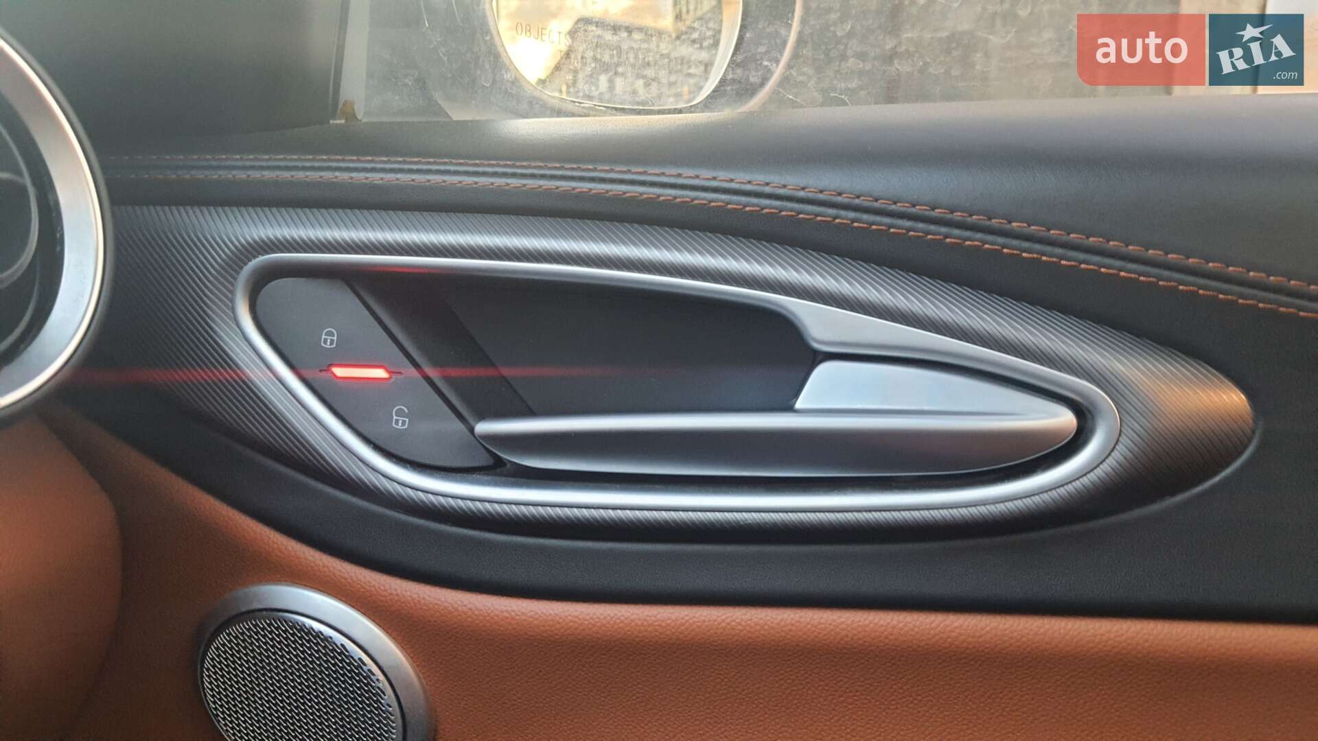 Alfa Romeo Giulia 2017 VIN ZARFAEEN6H7553673 фото оголошення 19 з 23