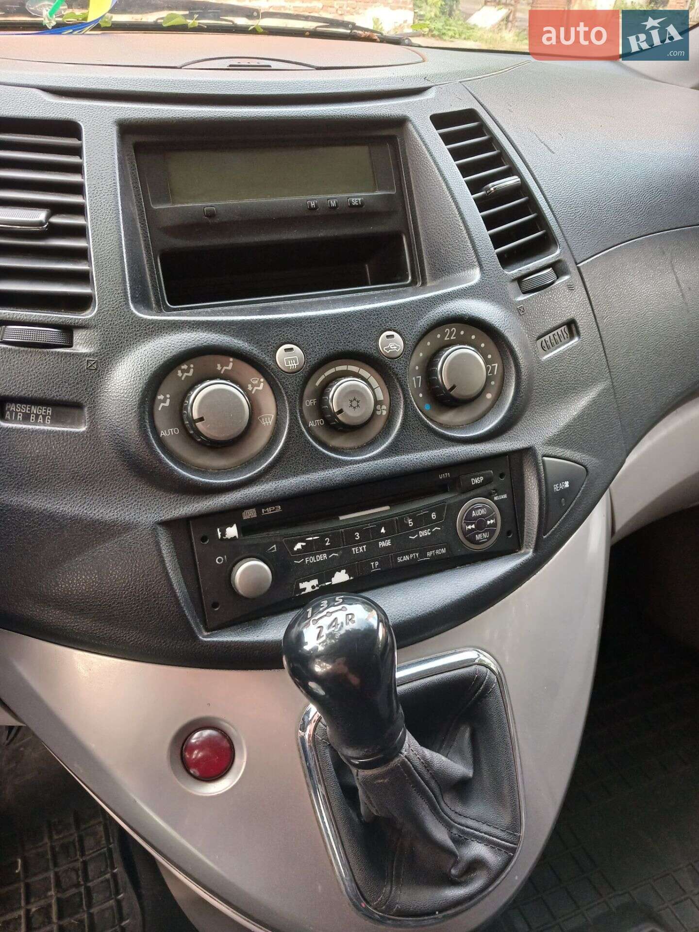Mitsubishi Grandis 2007 VIN JMBLRNA4W7Z001174 фото оголошення 4 з 11