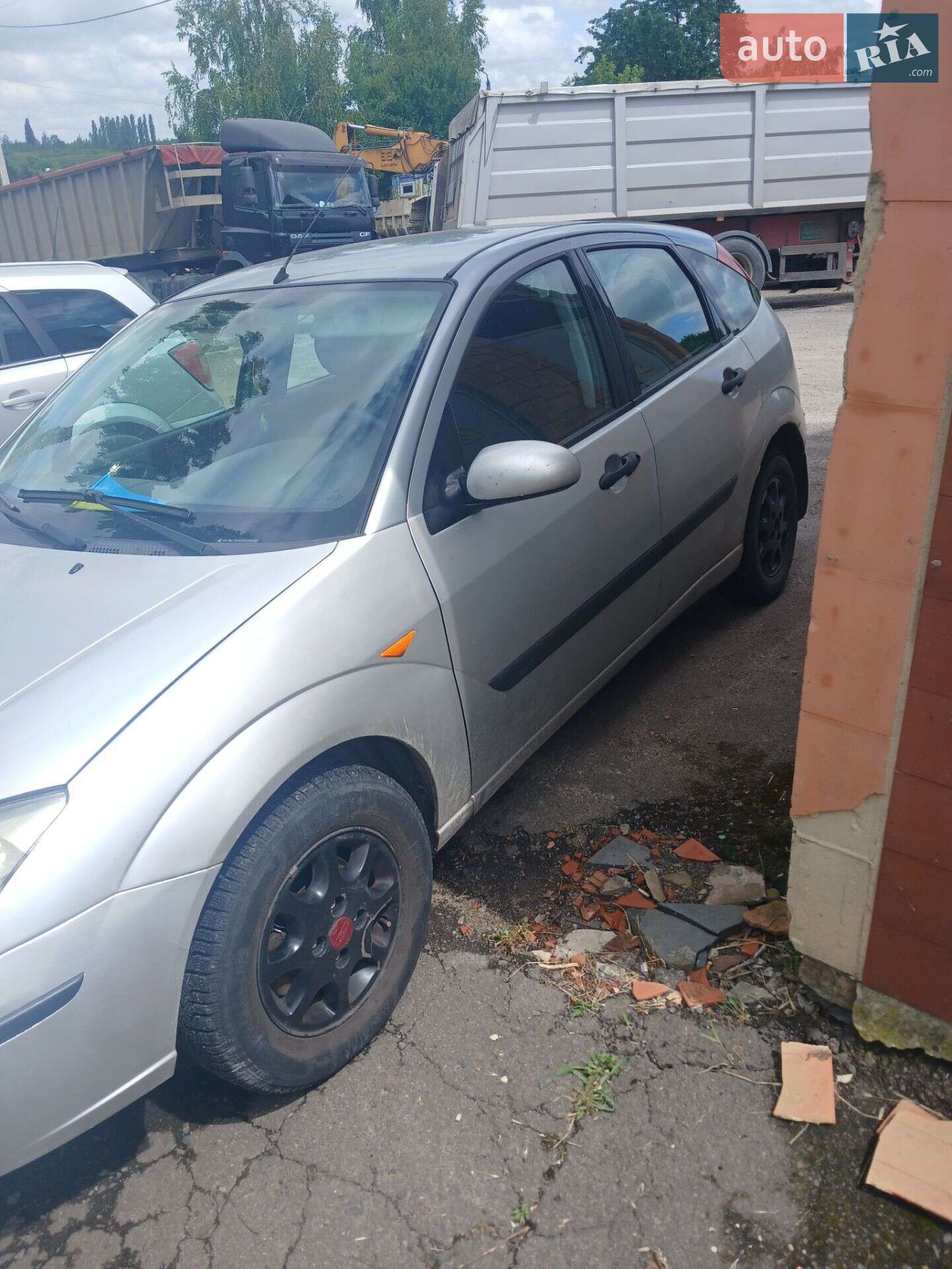 Ford Focus 2002 VIN WF0AXXGCDA2B25015 фото оголошення 3 з 5