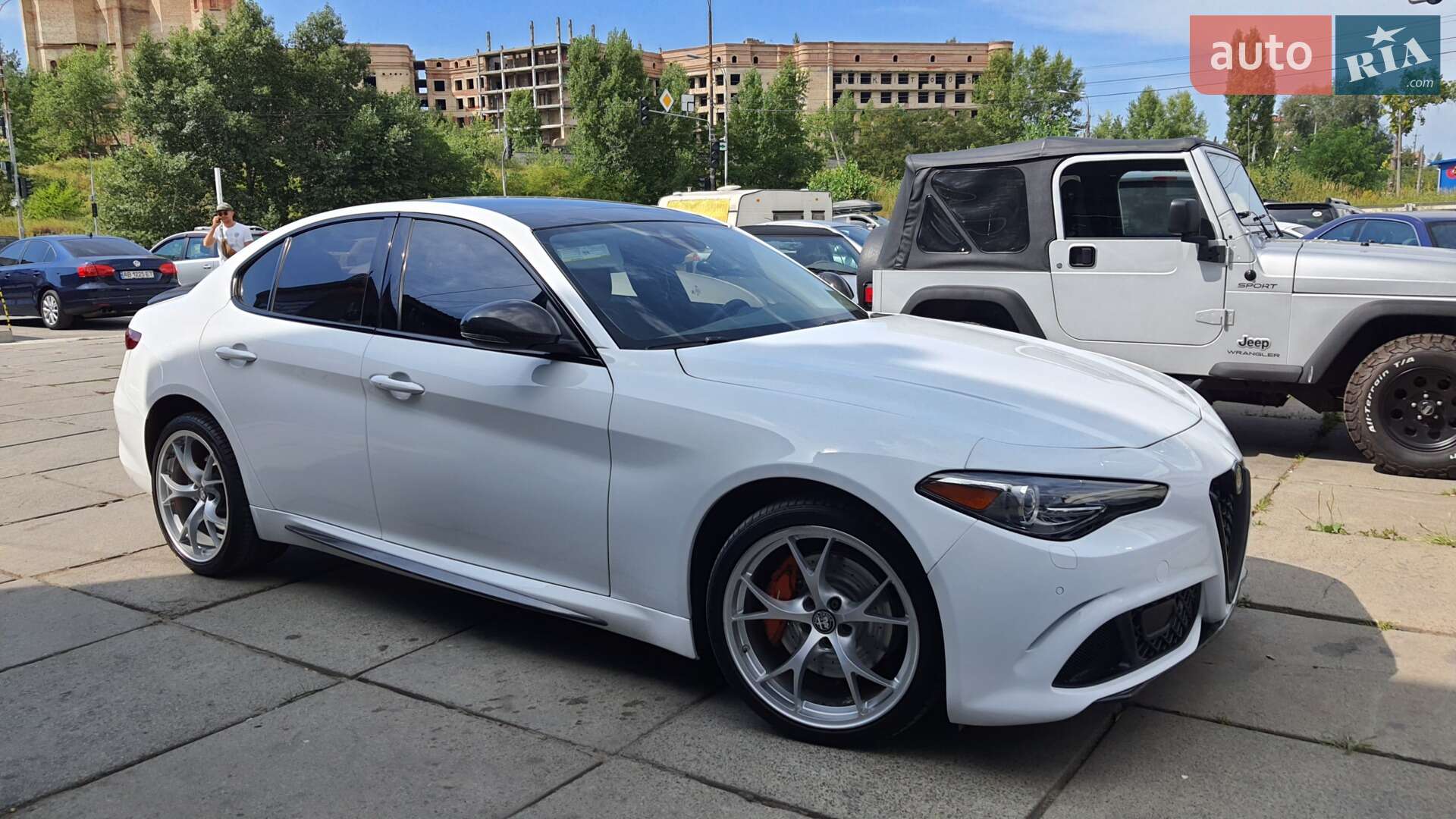 Alfa Romeo Giulia 2017 VIN ZARFAEEN6H7553673 фото оголошення 11 з 46