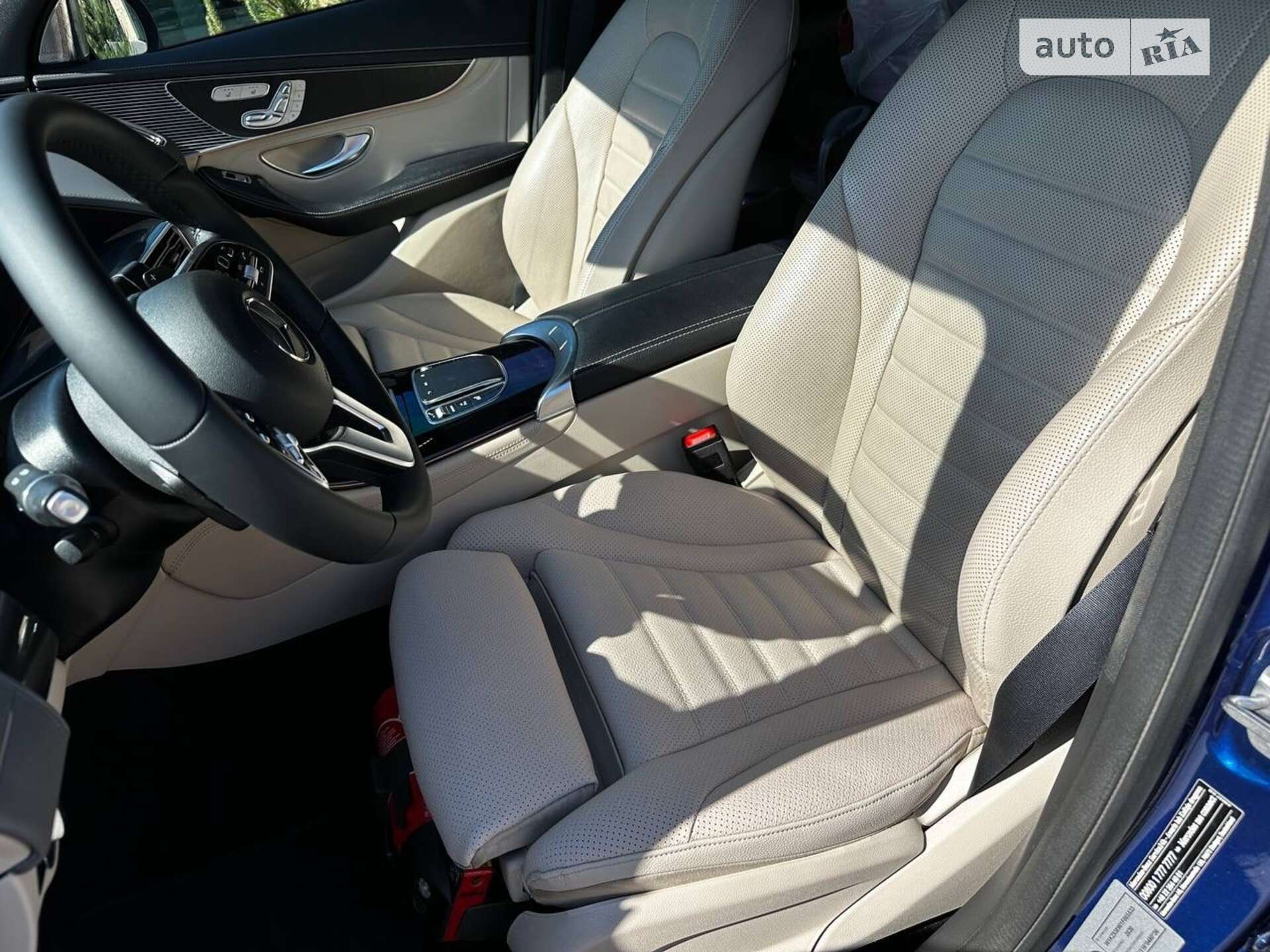 Mercedes-Benz EQC 2020 VIN W1K2938901F005533 фото оголошення 41 з 62