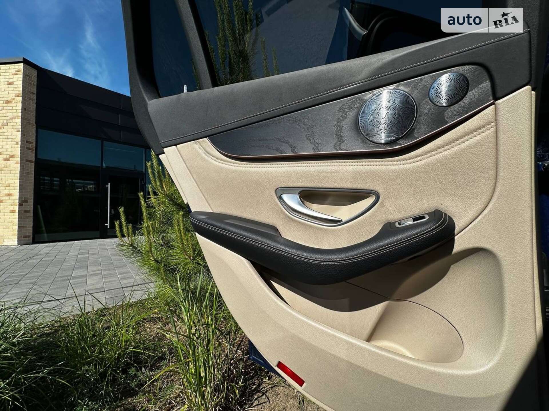 Mercedes-Benz EQC 2020 VIN W1K2938901F005533 фото оголошення 52 з 62