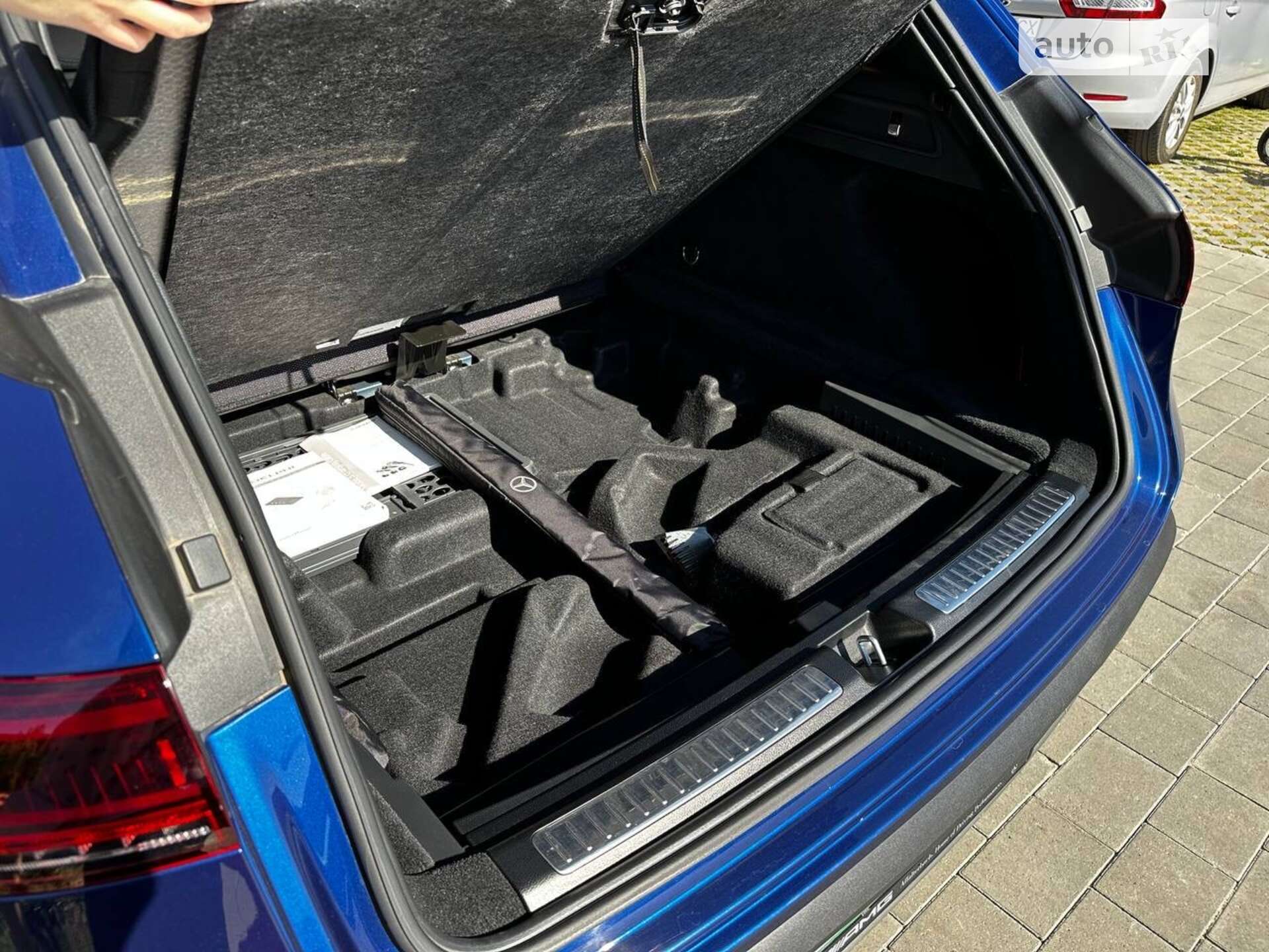 Mercedes-Benz EQC 2020 VIN W1K2938901F005533 фото оголошення 60 з 62