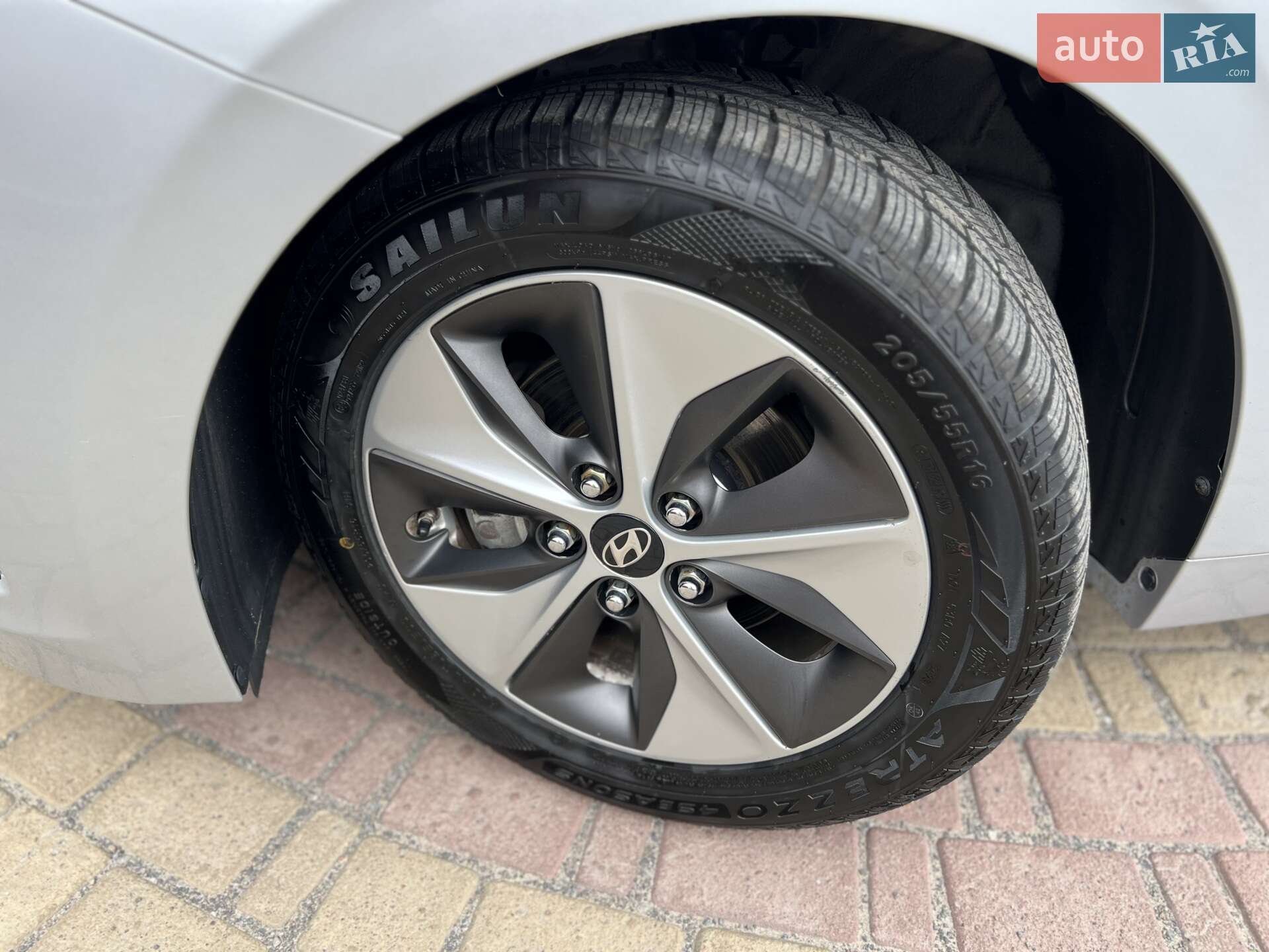 Hyundai Ioniq 2018 VIN KMHC751HFKU035757 фото оголошення 25 з 62