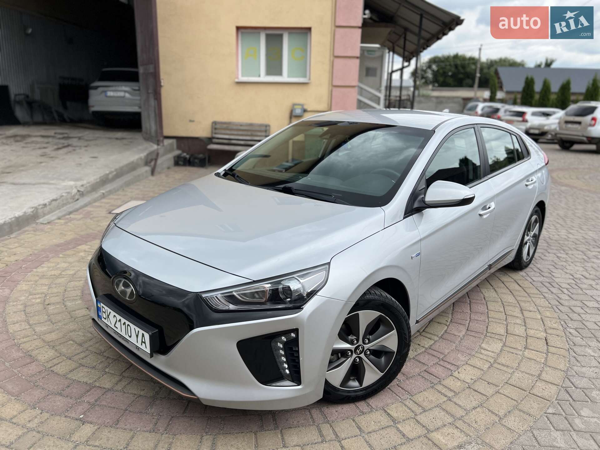 Hyundai Ioniq 2018 VIN KMHC751HFKU035757 фото оголошення 28 з 62