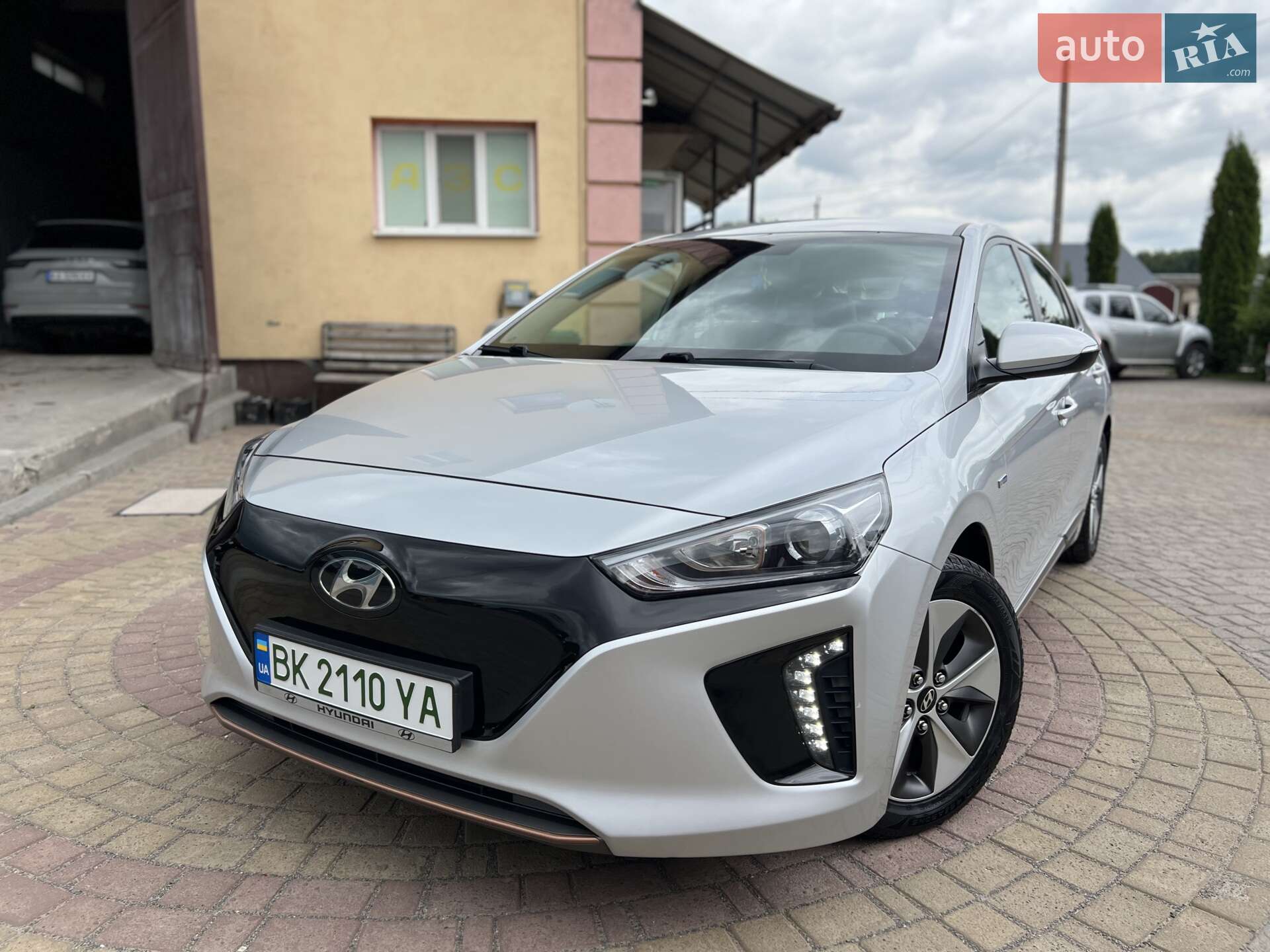 Hyundai Ioniq 2018 VIN KMHC751HFKU035757 фото оголошення 30 з 62