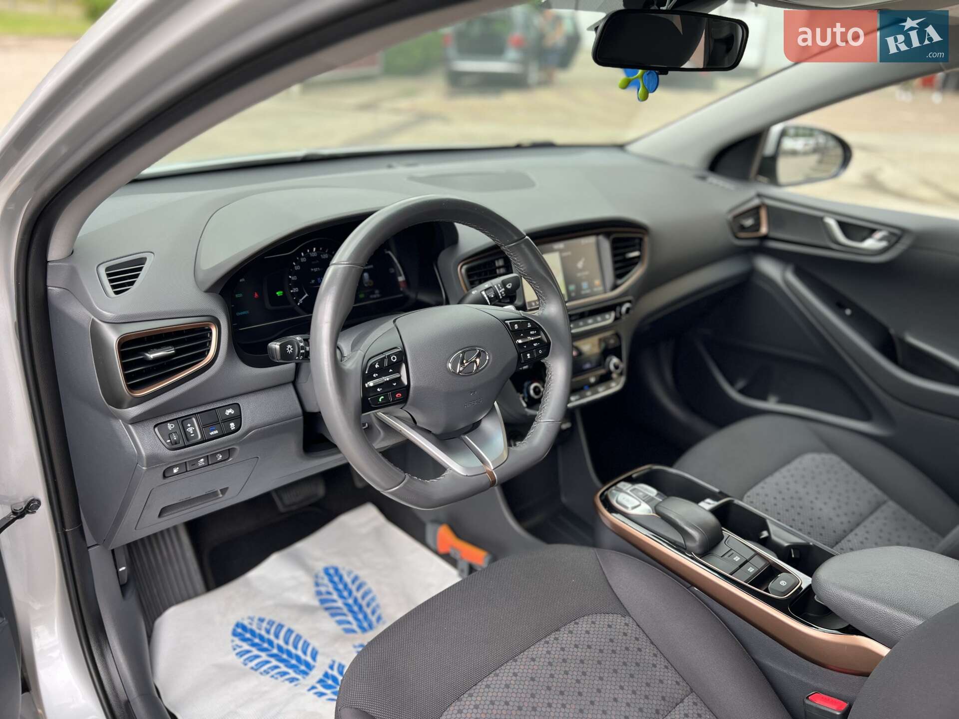 Hyundai Ioniq 2018 VIN KMHC751HFKU035757 фото оголошення 36 з 62