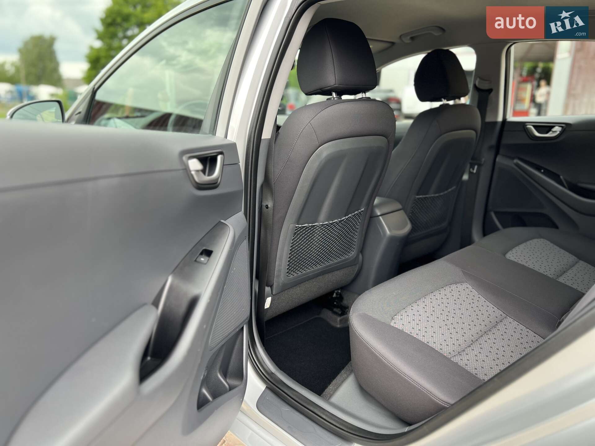 Hyundai Ioniq 2018 VIN KMHC751HFKU035757 фото оголошення 46 з 62