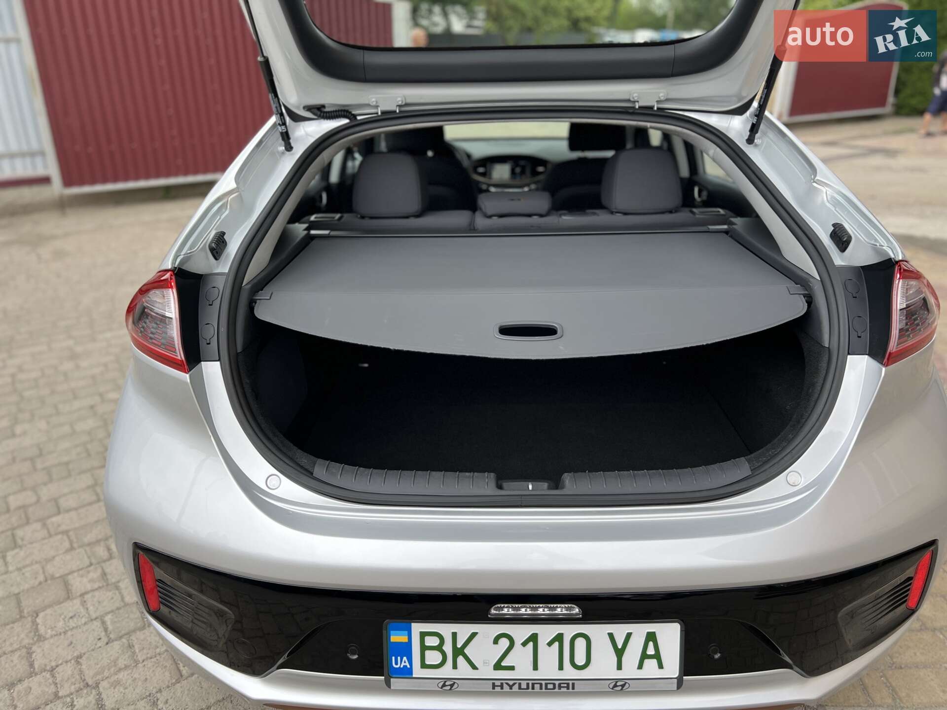 Hyundai Ioniq 2018 VIN KMHC751HFKU035757 фото оголошення 49 з 62