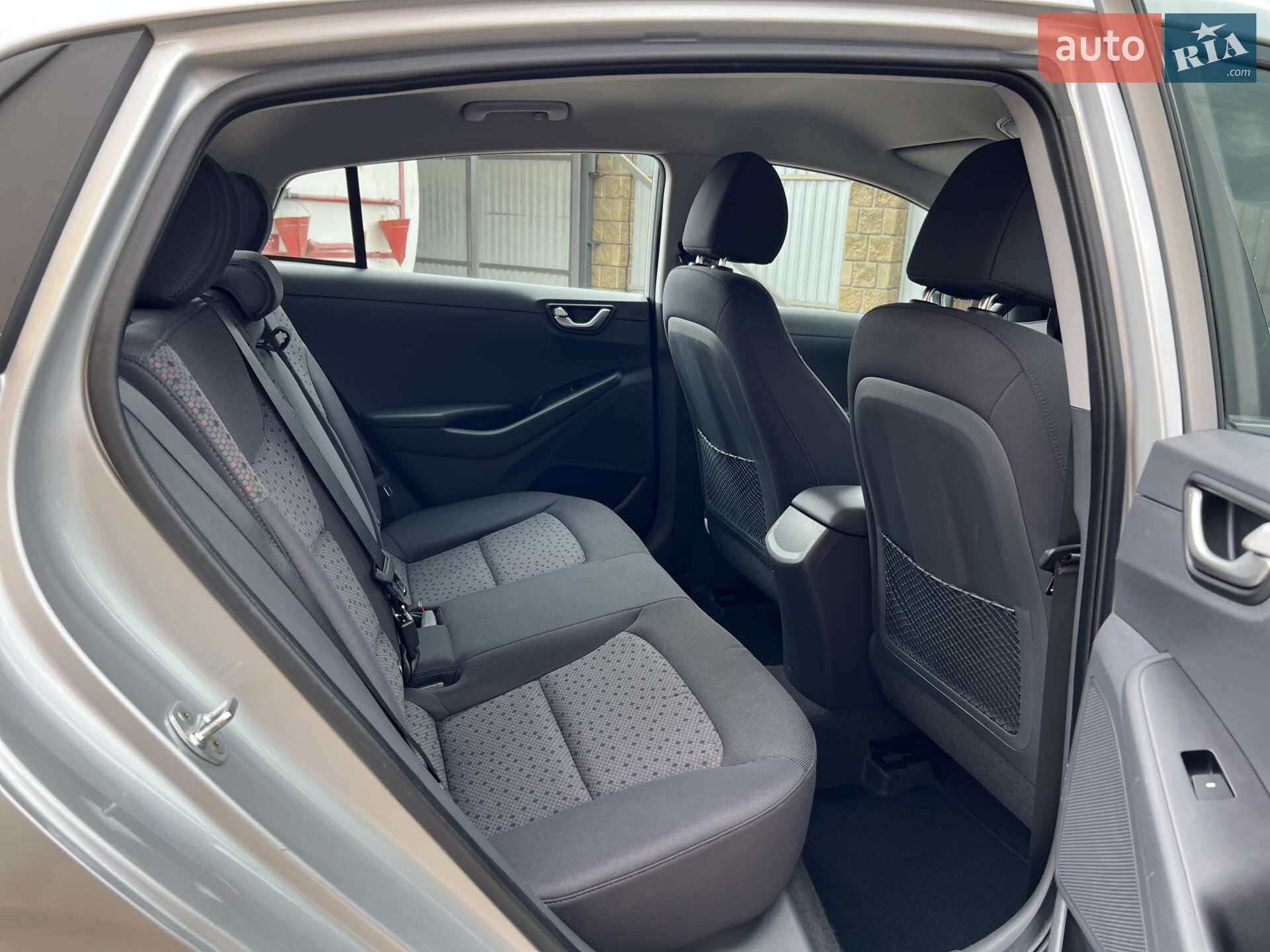 Hyundai Ioniq 2018 VIN KMHC751HFKU035757 фото оголошення 52 з 62