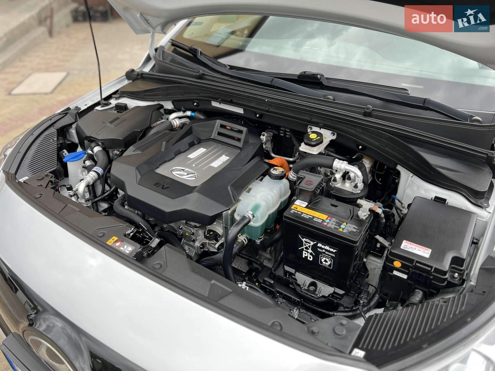 Hyundai Ioniq 2018 VIN KMHC751HFKU035757 фото оголошення 60 з 62