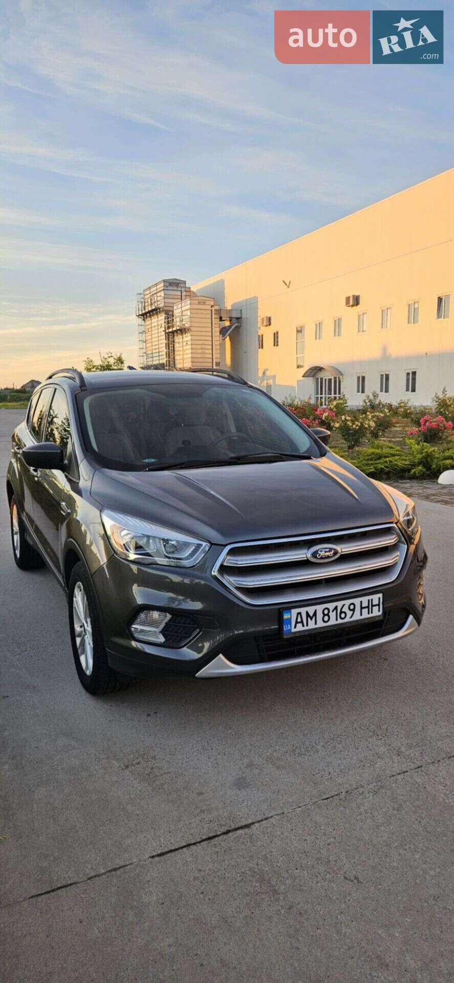 Ford Escape 2018 VIN 1FMCU9GD5JUD53077 фото оголошення 9 з 10
