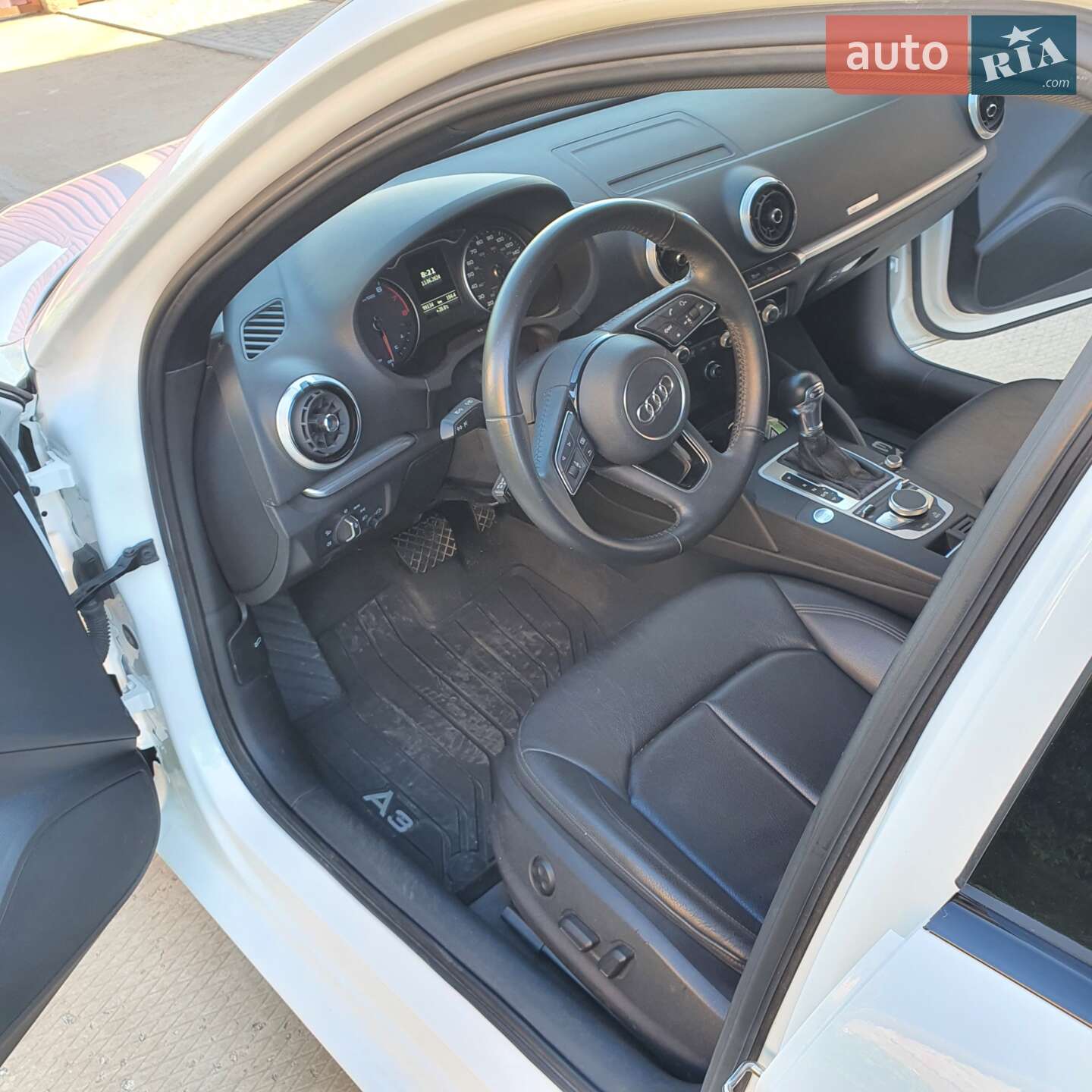 Audi A3 2020 VIN WAUAUGFFXLA094946 фото оголошення 9 з 19