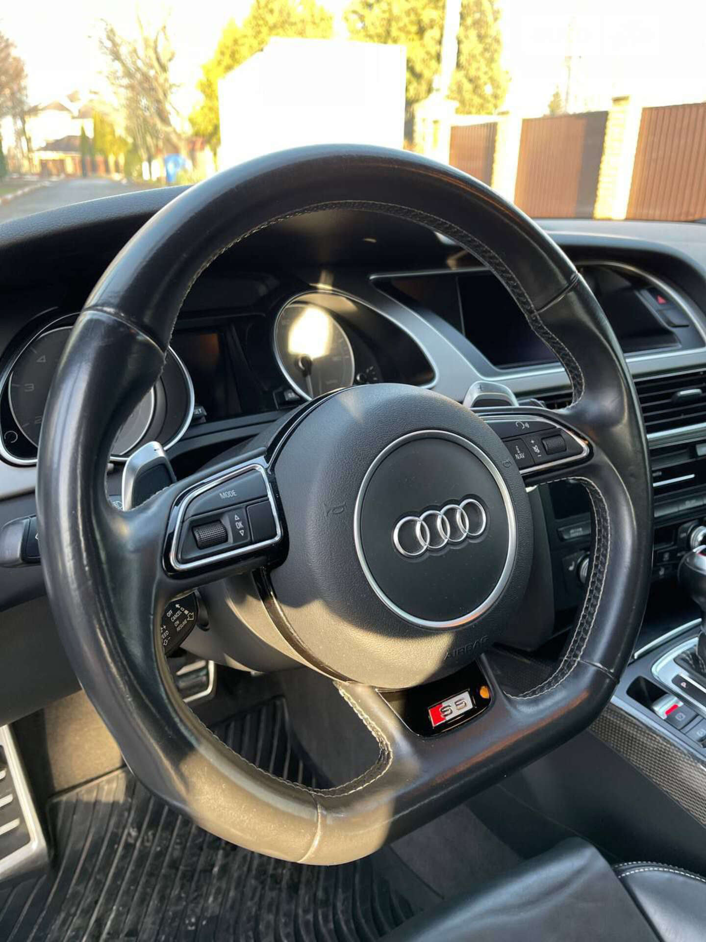 Audi S5 2014 VIN WAUCGAFR5FA031569 фото оголошення 9 з 18