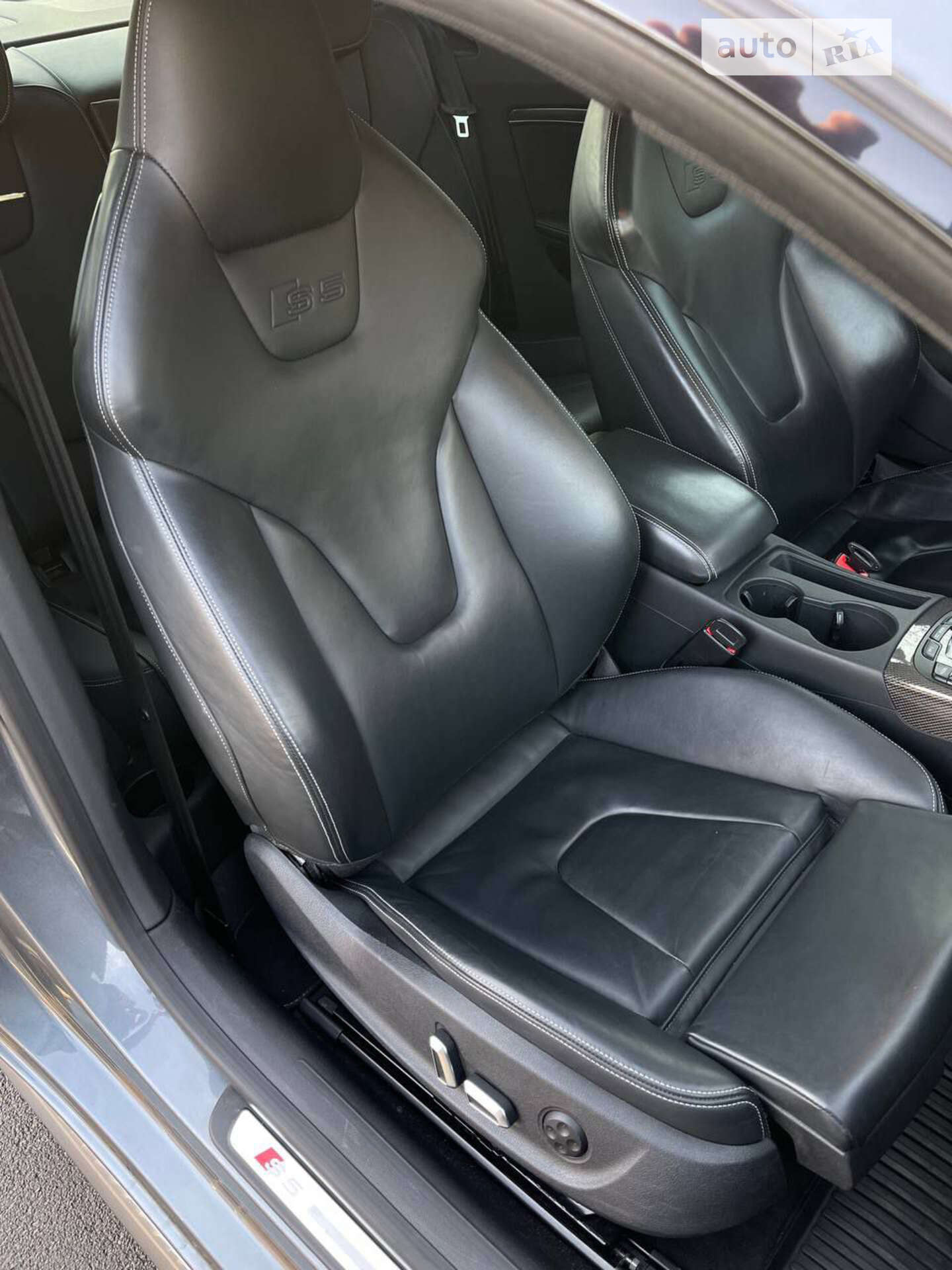 Audi S5 2014 VIN WAUCGAFR5FA031569 фото оголошення 12 з 18