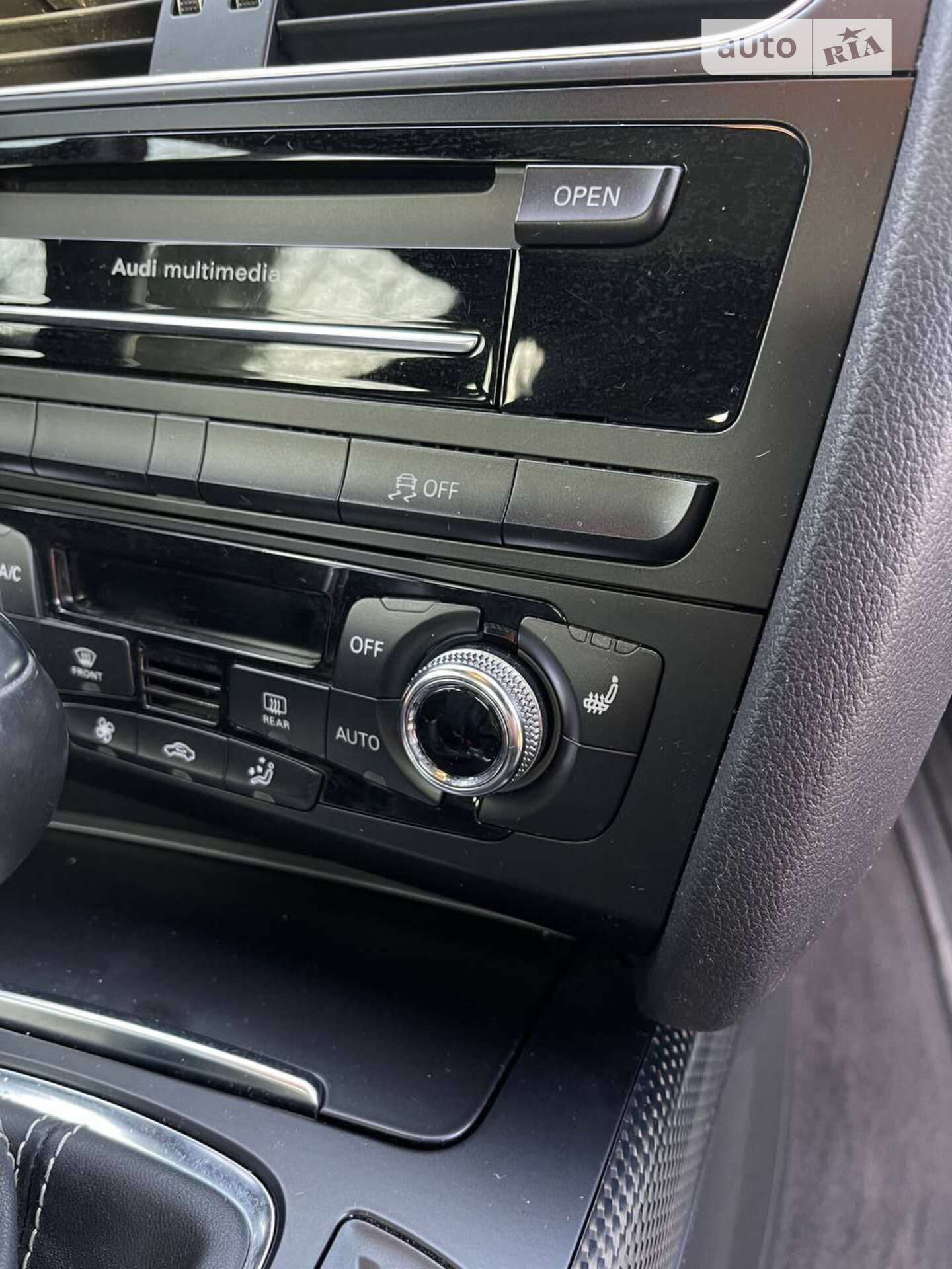 Audi S5 2014 VIN WAUCGAFR5FA031569 фото оголошення 13 з 18