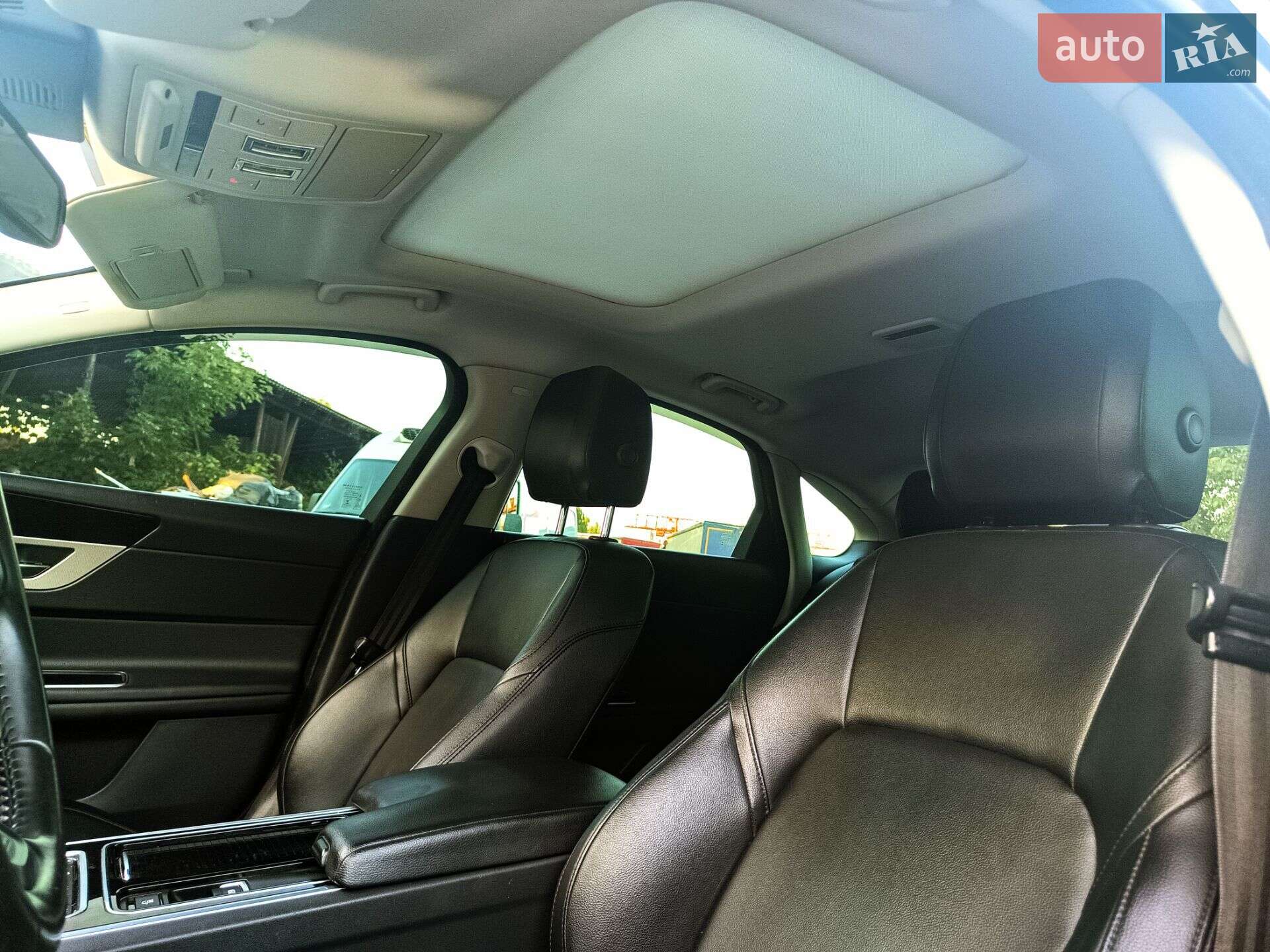 Jaguar XF 2015 VIN SAJBD4BV5GCY09744 фото оголошення 23 з 35