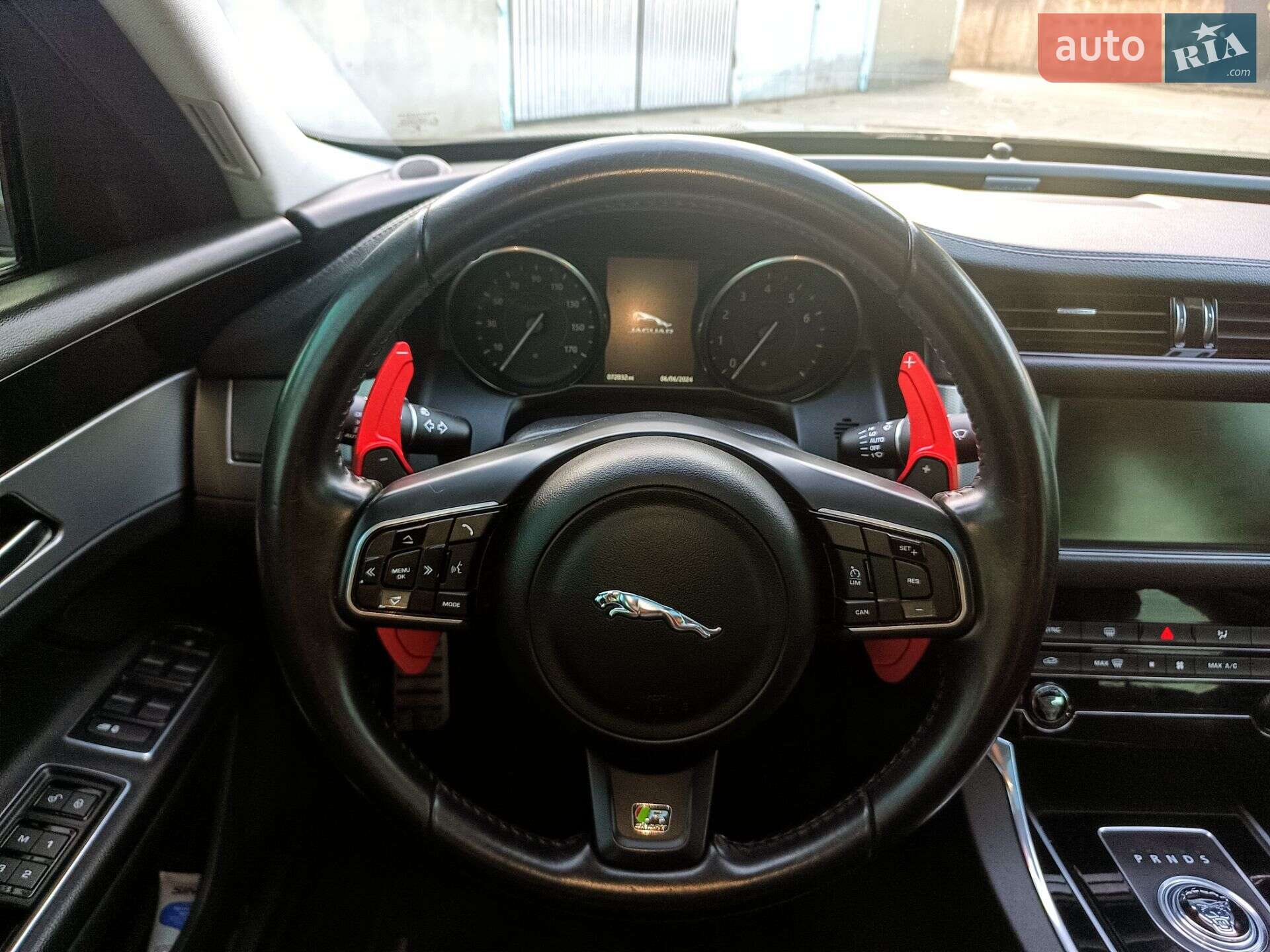 Jaguar XF 2015 VIN SAJBD4BV5GCY09744 фото оголошення 28 з 35