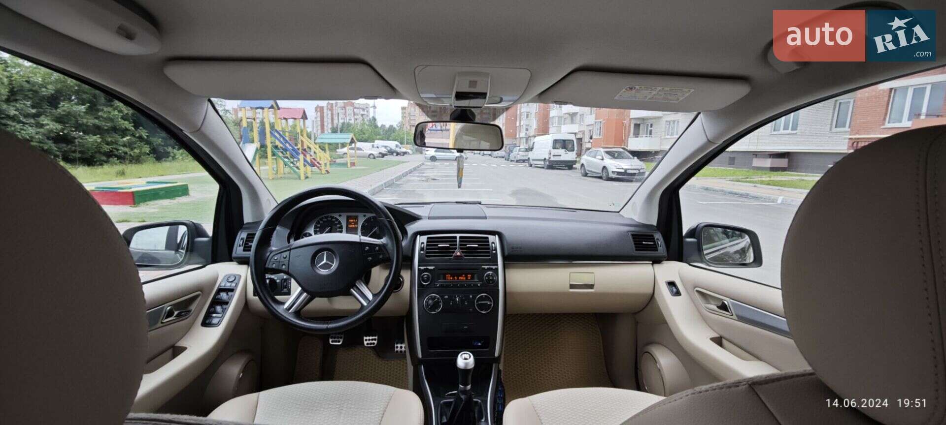 Mercedes-Benz B-Class 2010 VIN WDD2452311J588981 фото оголошення 16 з 17