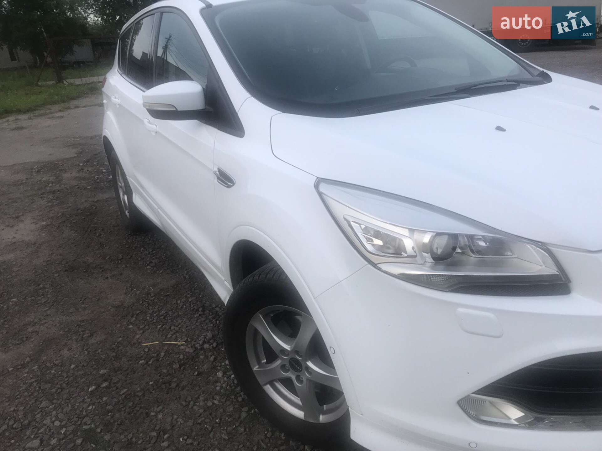 Ford Kuga 2015 VIN WF0AXXWPMAFY46873 фото оголошення 10 з 14