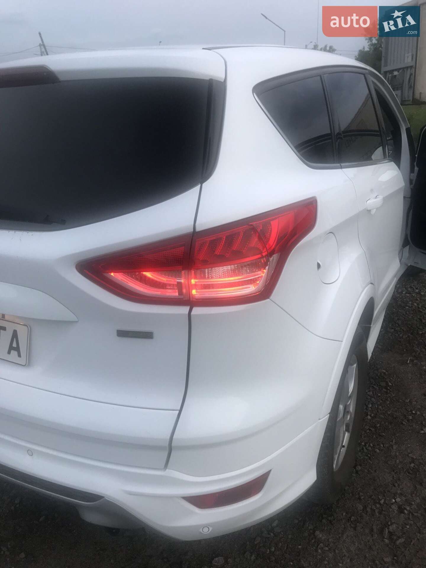 Ford Kuga 2015 VIN WF0AXXWPMAFY46873 фото оголошення 3 з 14