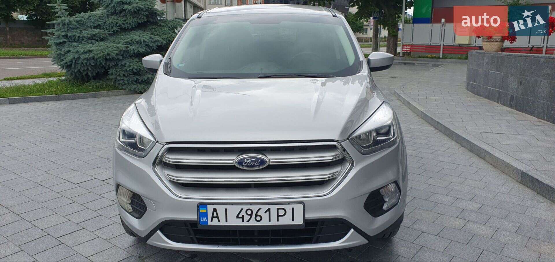 Ford Escape 2018 VIN 1FMCU9GD4KUA69697 фото оголошення 2 з 24