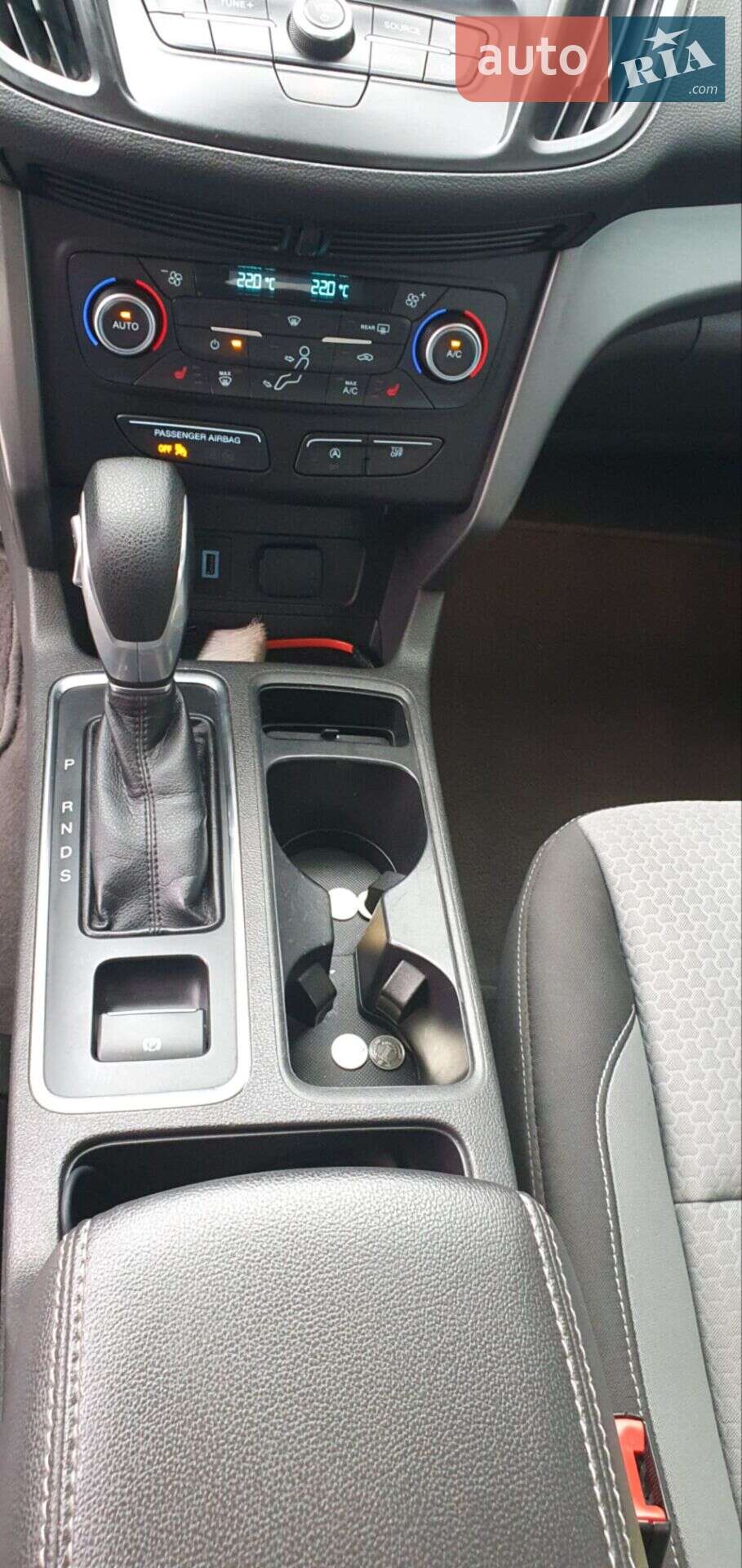 Ford Escape 2018 VIN 1FMCU9GD4KUA69697 фото оголошення 22 з 24