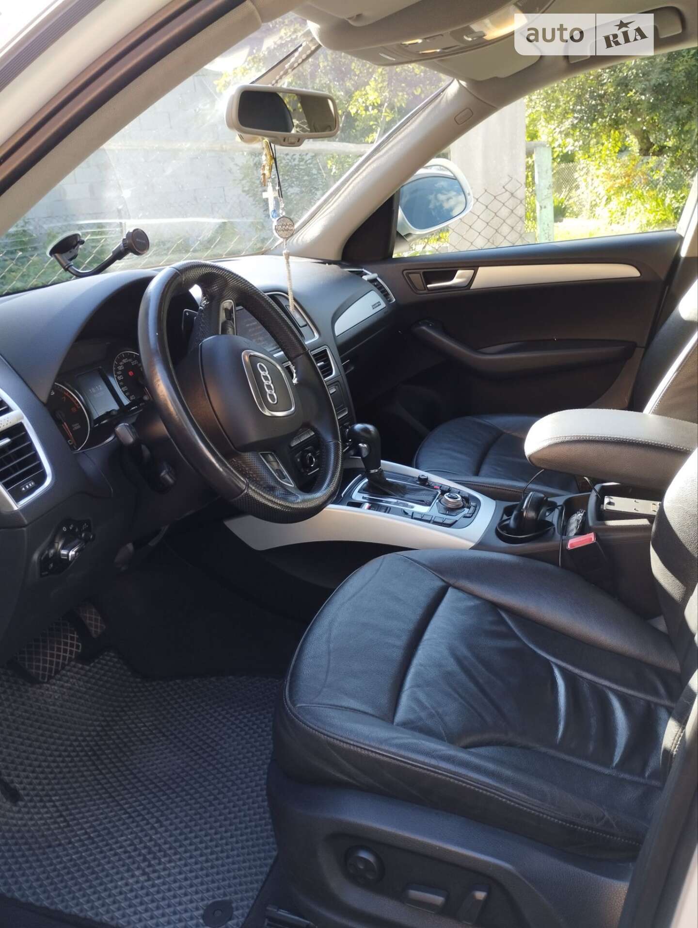 Audi Q5 2009 VIN WAUZZZ8R99A043504 фото оголошення 16 з 21