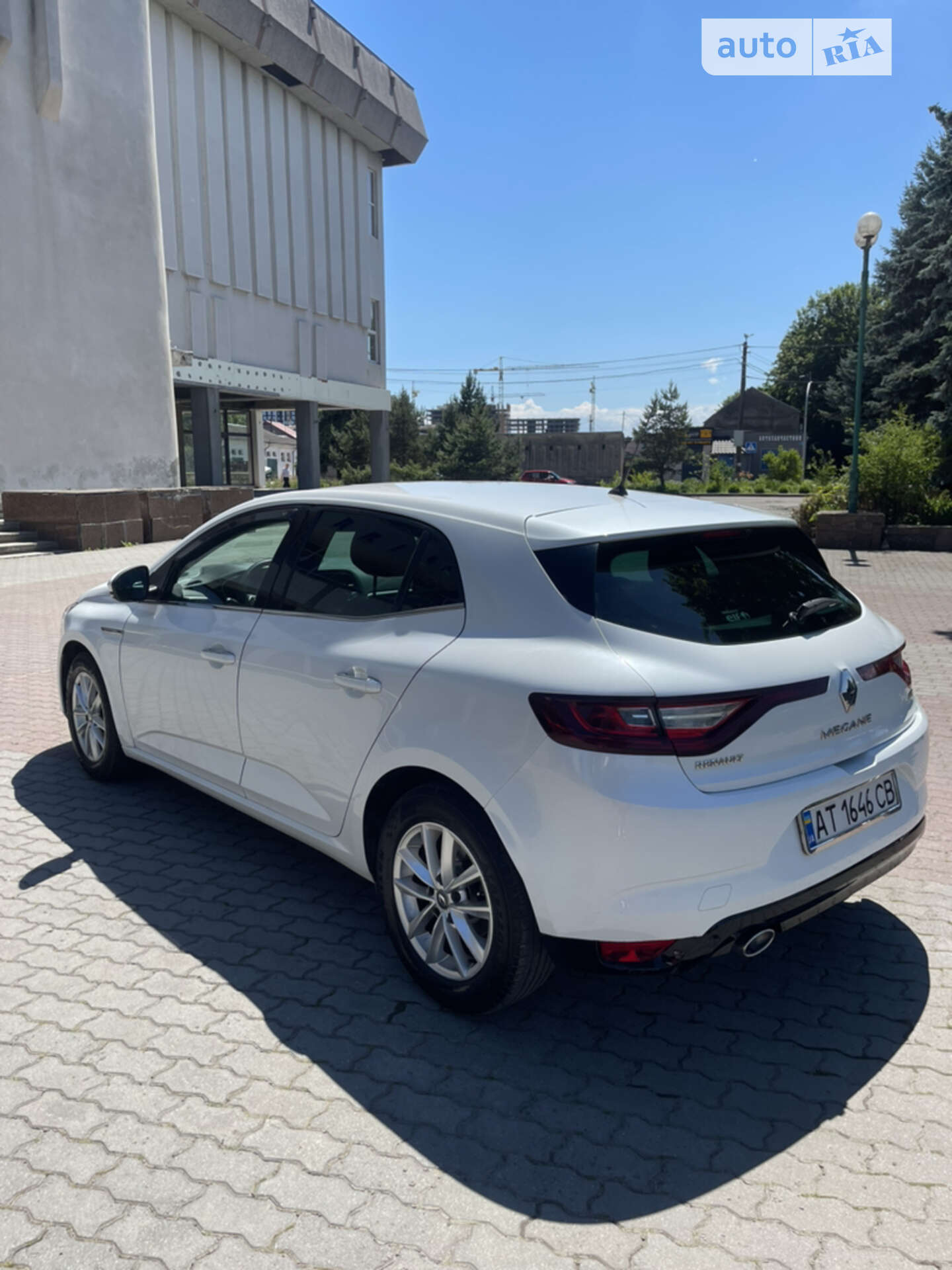 Renault Megane 2016 VIN VF1RFB00756262084 фото оголошення 2 з 25