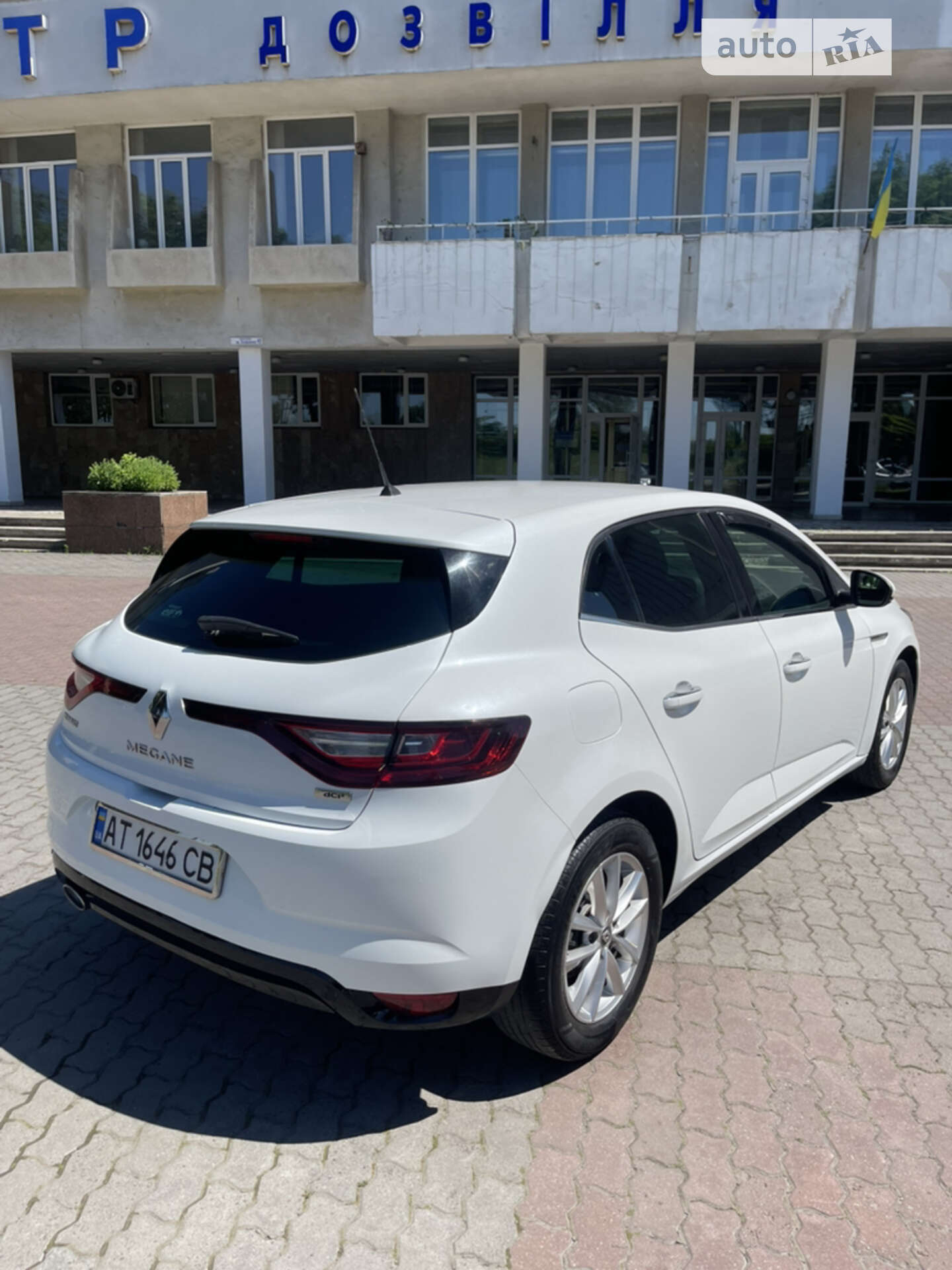 Renault Megane 2016 VIN VF1RFB00756262084 фото оголошення 7 з 25