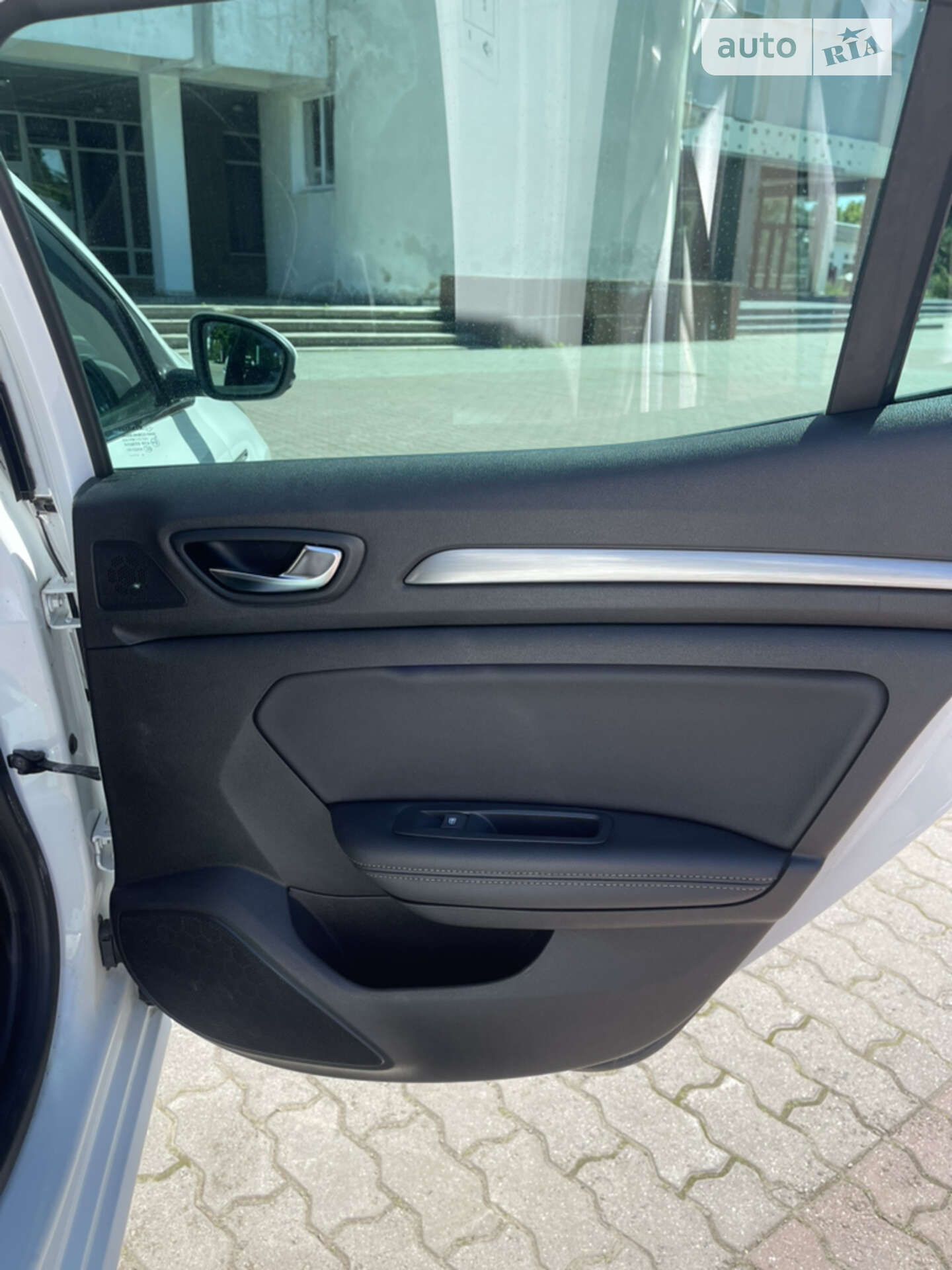 Renault Megane 2016 VIN VF1RFB00756262084 фото оголошення 12 з 25