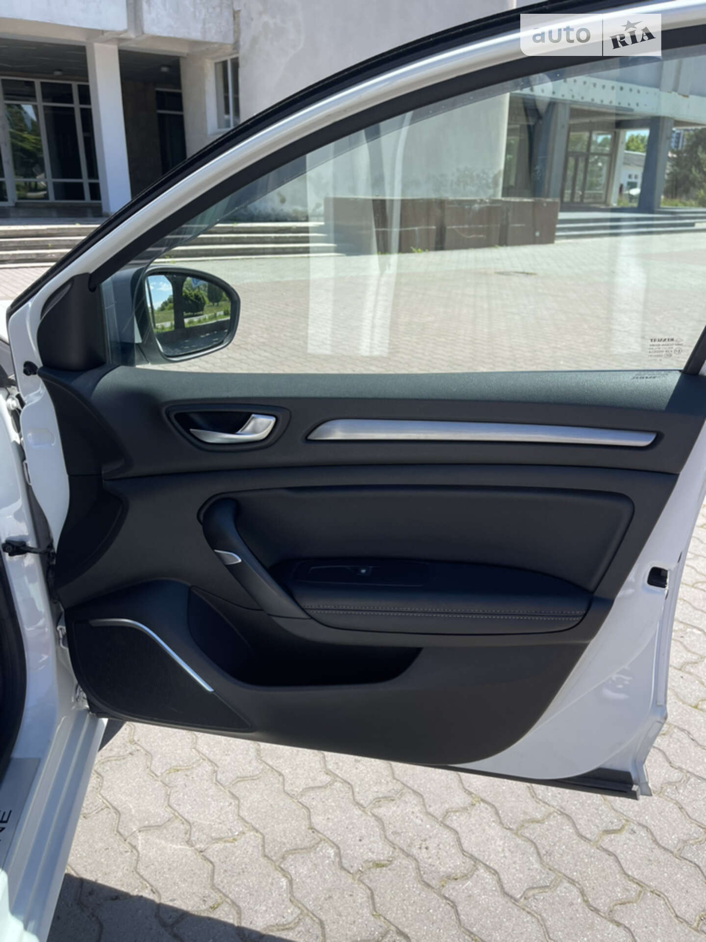 Renault Megane 2016 VIN VF1RFB00756262084 фото оголошення 17 з 25
