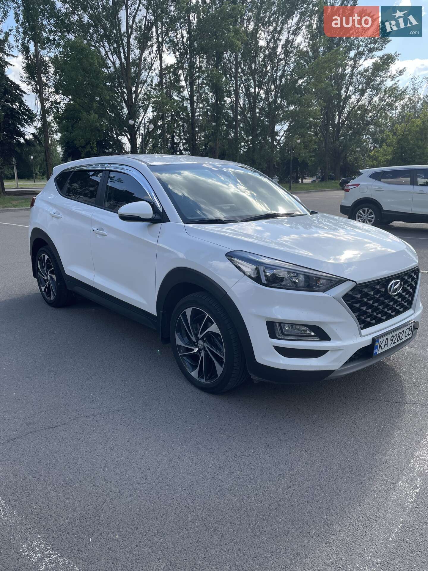 Hyundai Tucson 2019 VIN KMHJ281ADKU031775 фото оголошення 6 з 14