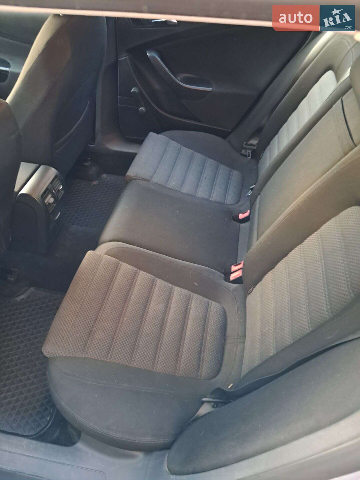 Volkswagen Passat 2009 VIN WVWZZZ3CZ9E111949 фото оголошення 3 з 4