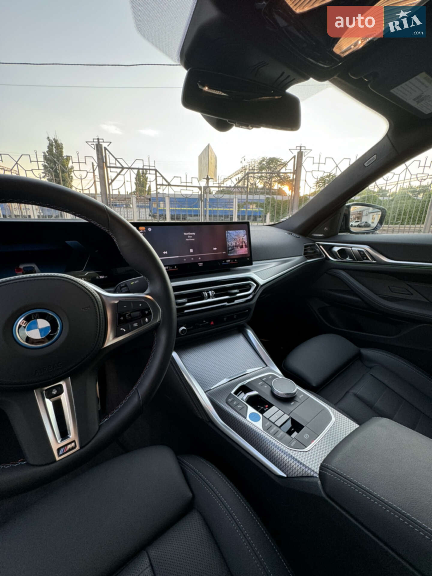 BMW i4 2023 VIN WBY33AW08PFP68686 фото оголошення 21 з 77