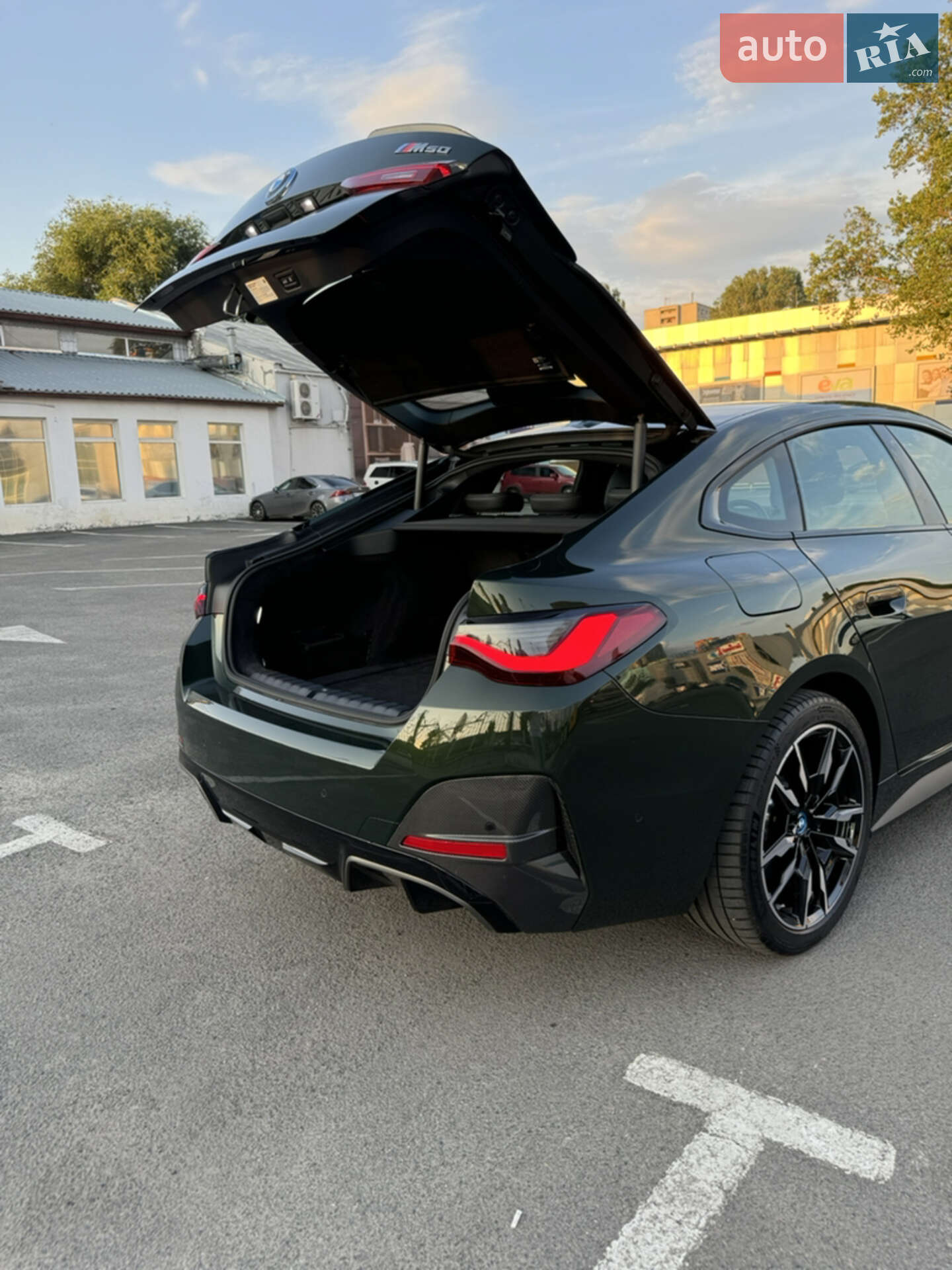BMW i4 2023 VIN WBY33AW08PFP68686 фото оголошення 51 з 77