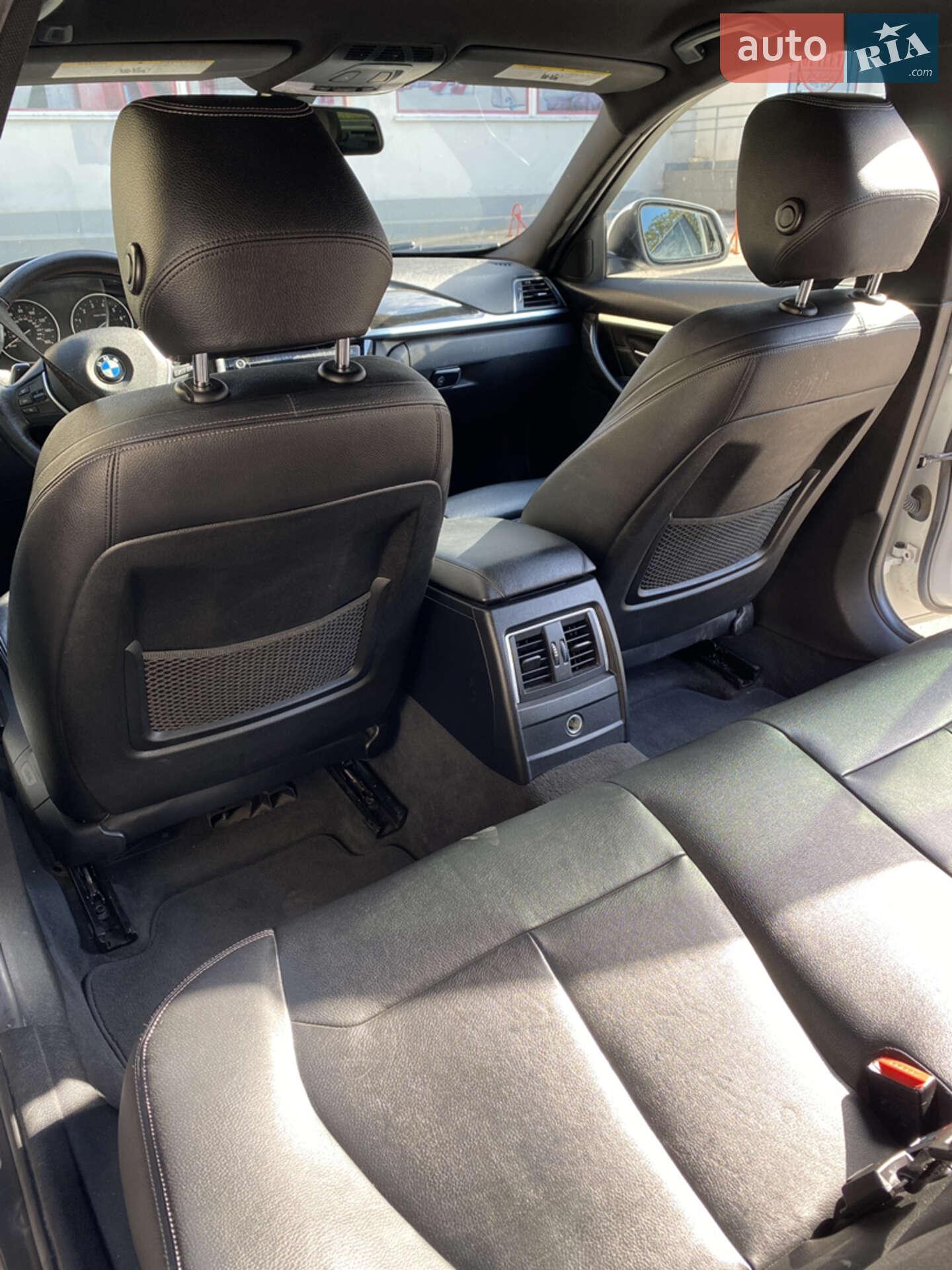 BMW 3 Series 2016 VIN WBA8E9C58GK647113 фото оголошення 7 з 14