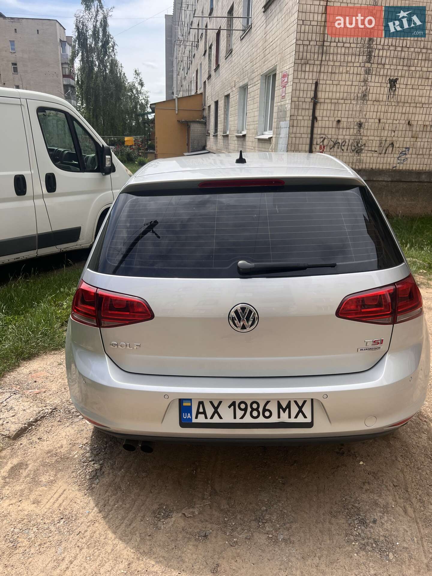 Volkswagen Golf 2013 VIN WVWZZZAUZDW136279 фото оголошення 2 з 8