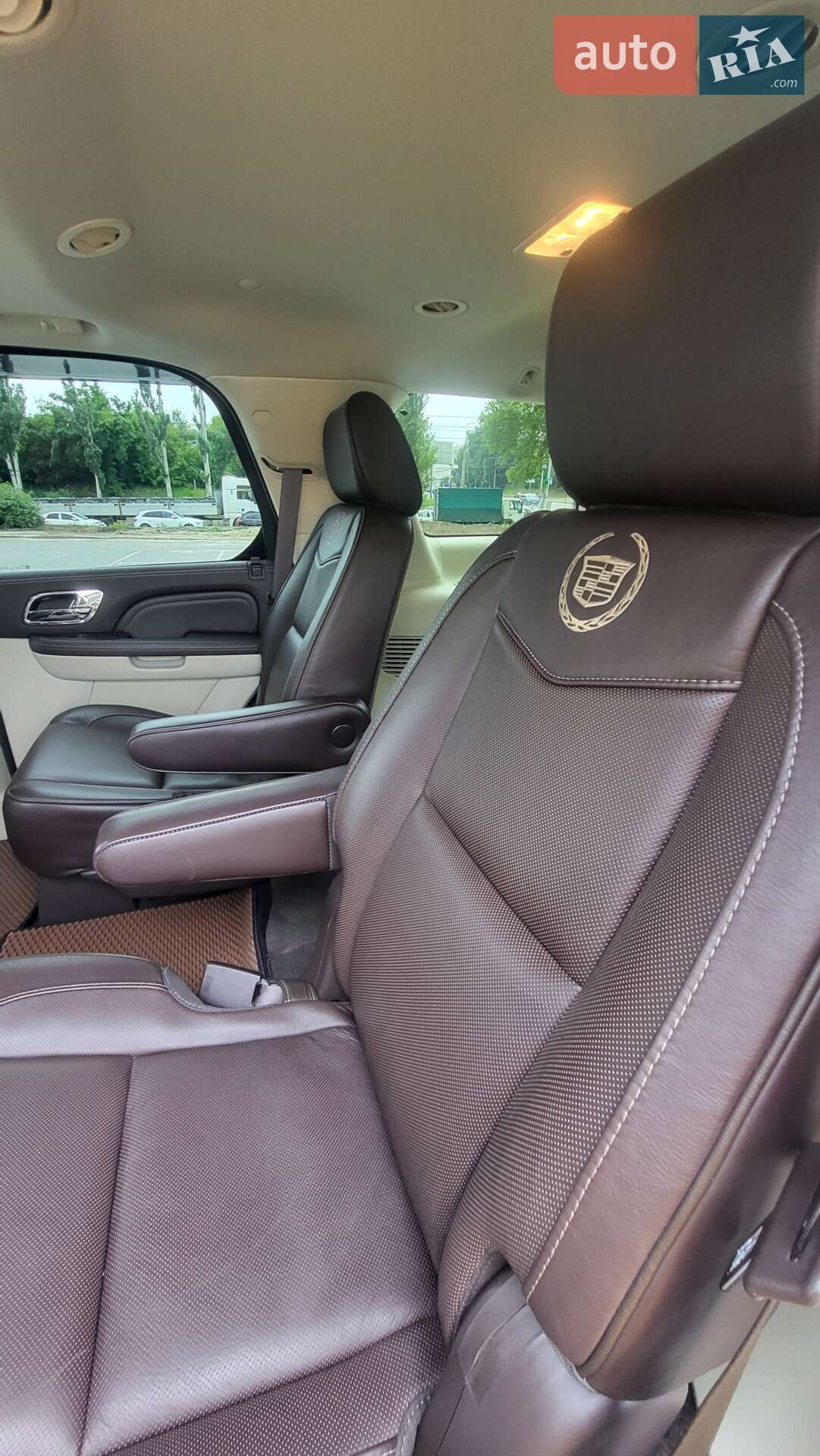 Cadillac Escalade 2013 VIN 1GYS4DEF9DR224770 фото оголошення 12 з 21