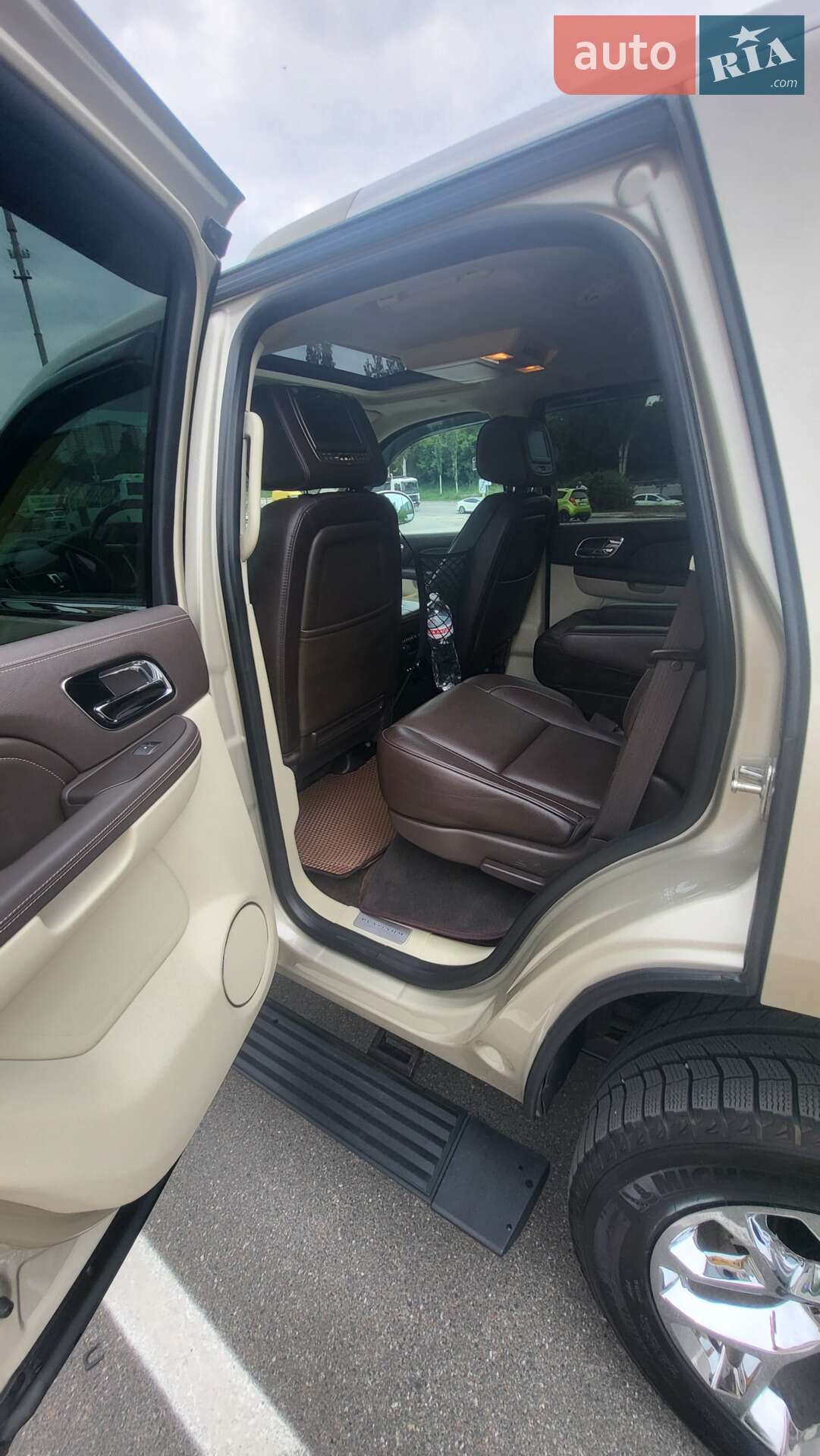 Cadillac Escalade 2013 VIN 1GYS4DEF9DR224770 фото оголошення 14 з 21