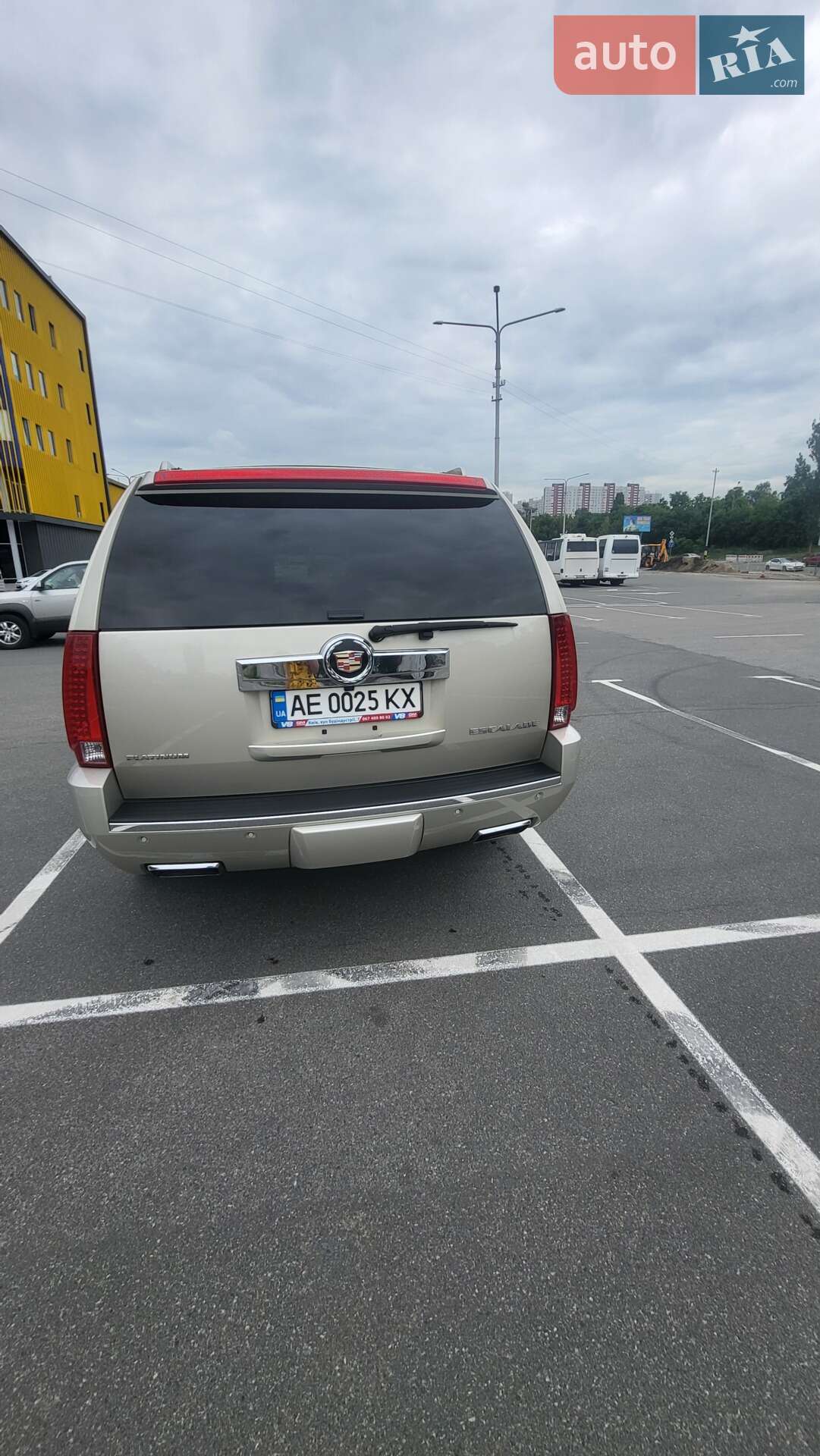 Cadillac Escalade 2013 VIN 1GYS4DEF9DR224770 фото оголошення 17 з 21