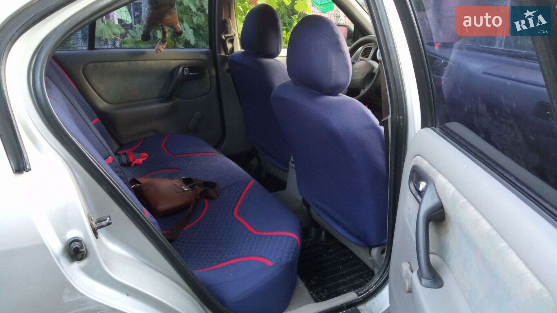 Nissan Primera 2000 VIN SJNFAAP11U0487691 фото оголошення 3 з 9