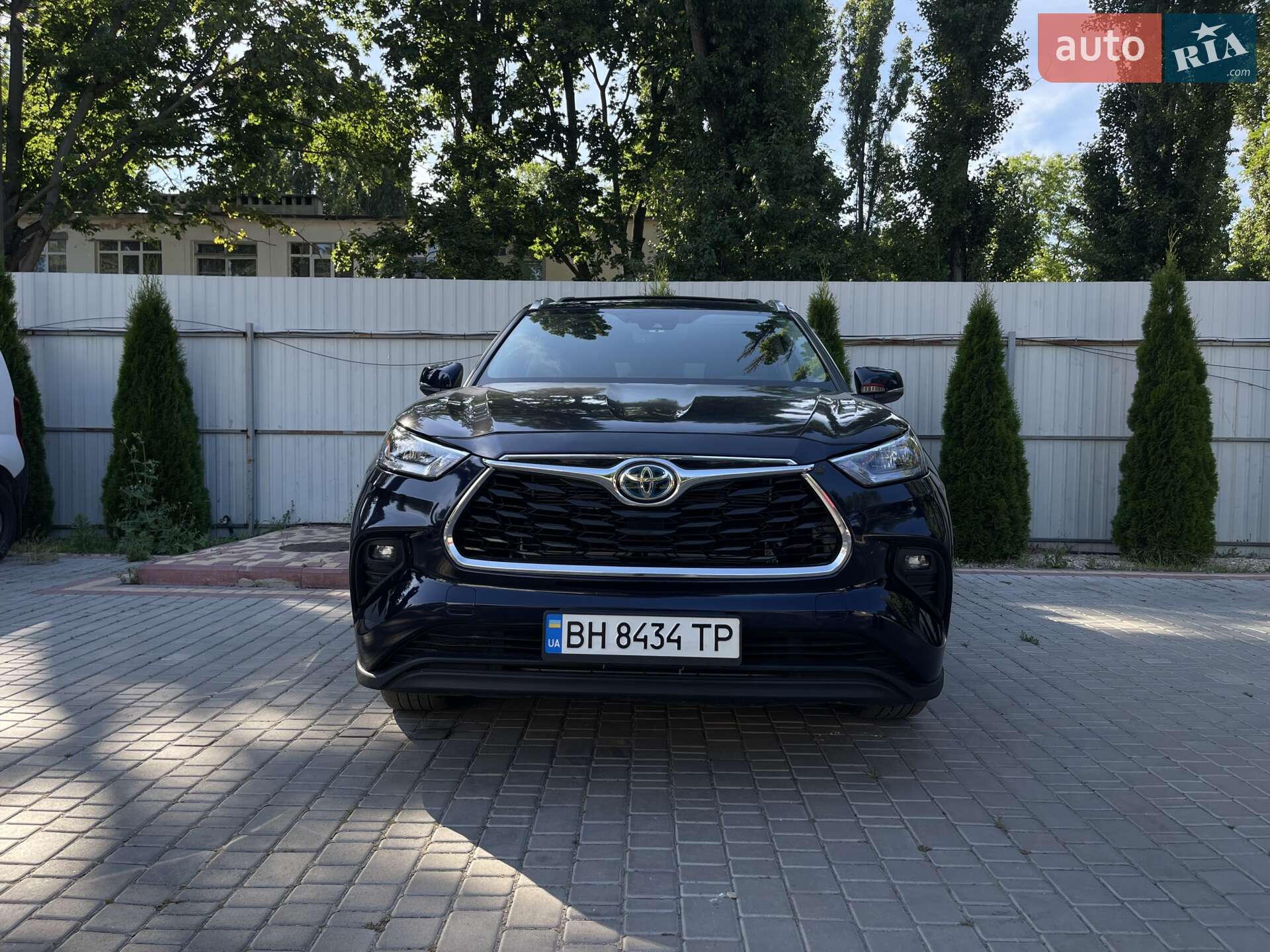 Toyota Highlander 2020 VIN 5TDHBRCH0LS510496 фото оголошення 2 з 20