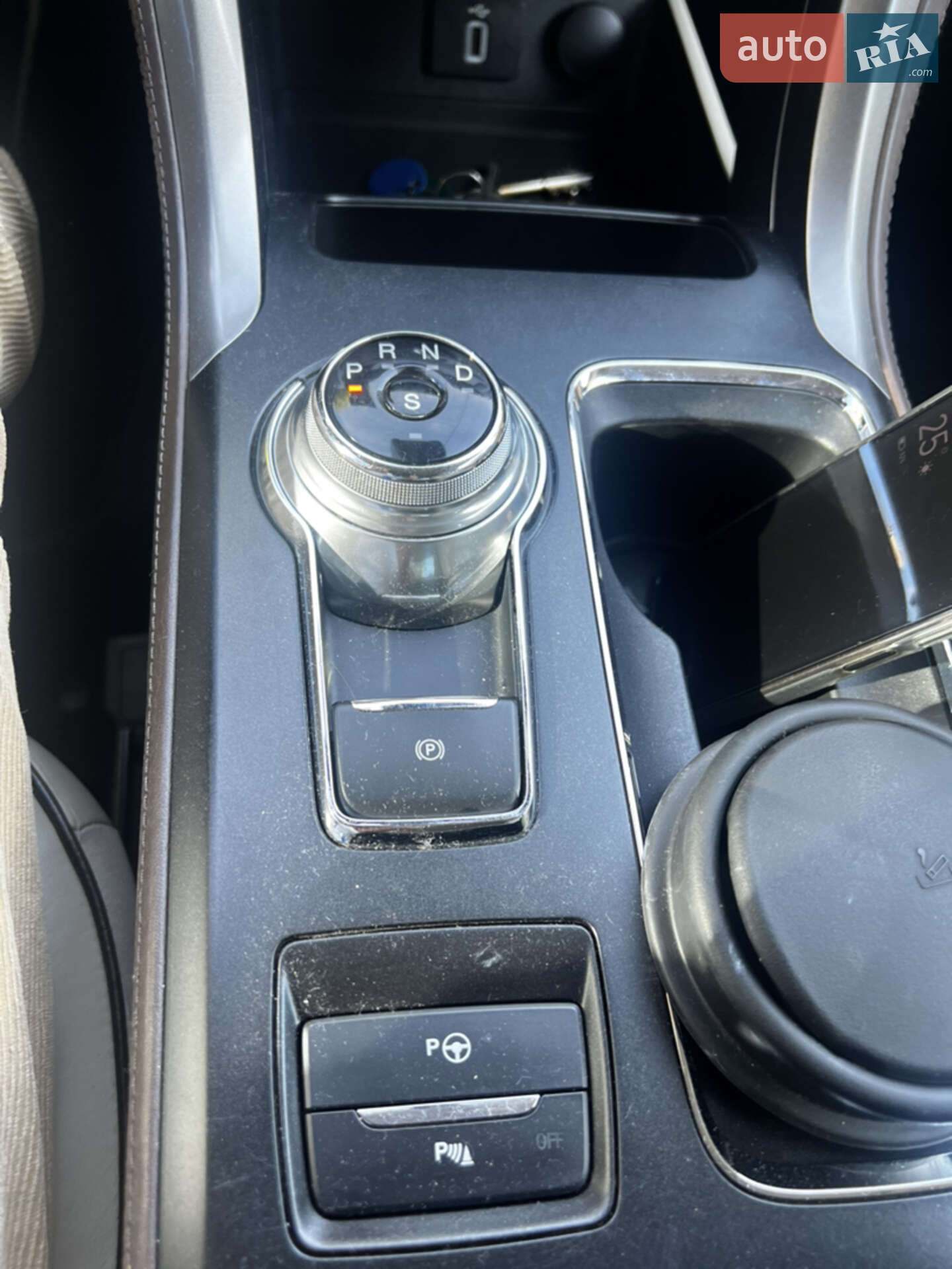 Ford Fusion 2016 VIN 3FA6P0D99HR178120 фото оголошення 4 з 5