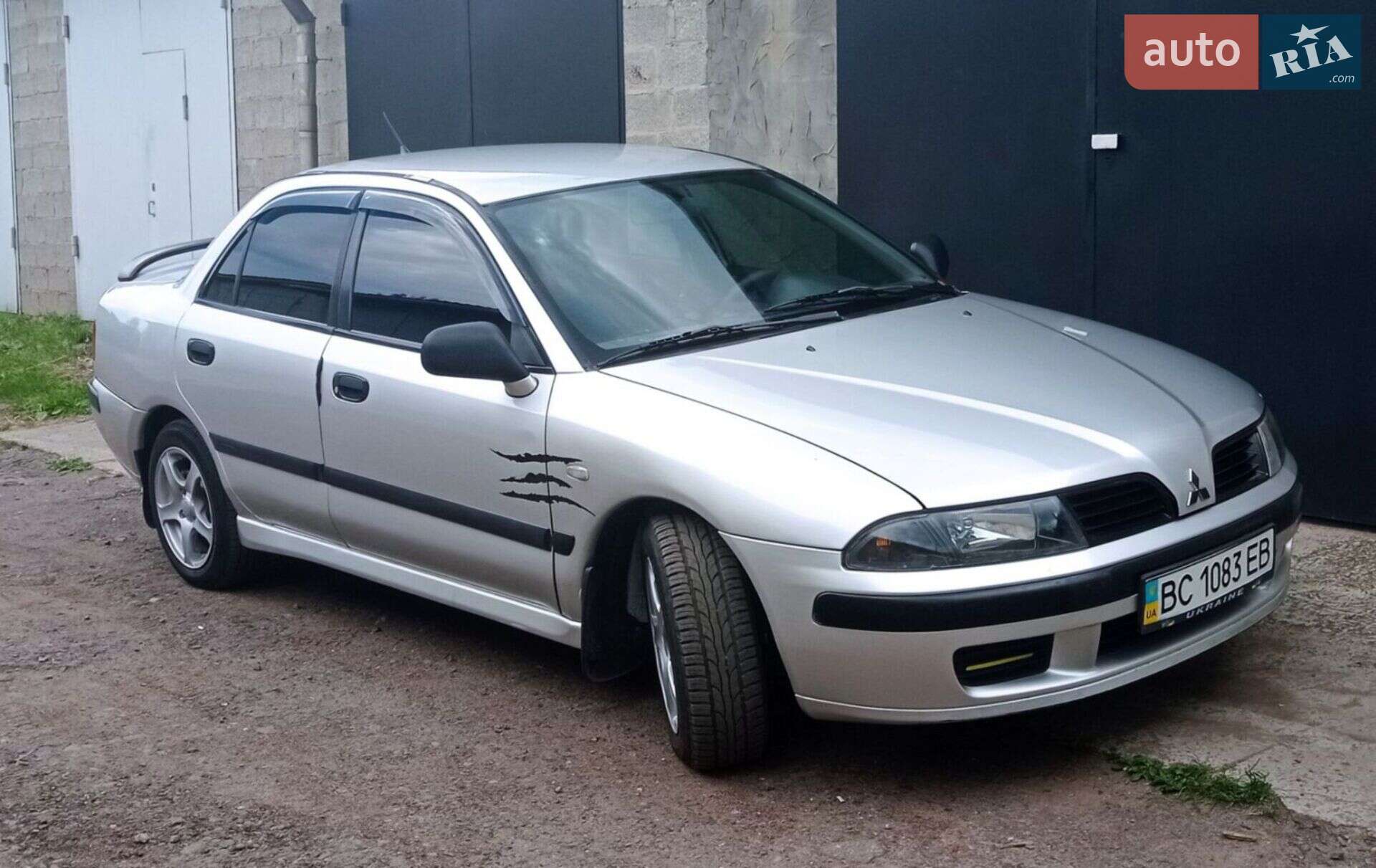 Mitsubishi Carisma 2002 VIN XMCSNDA1A2F020714 фото оголошення 8 з 22