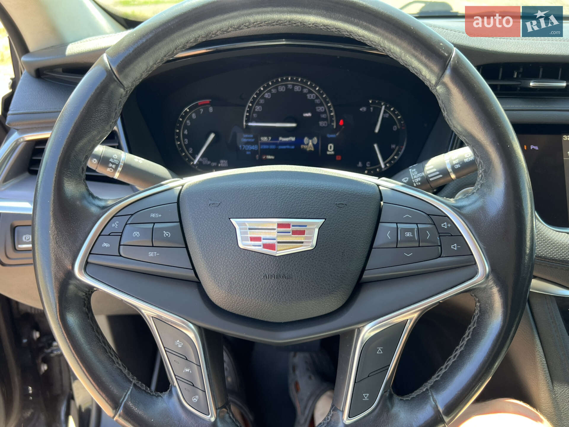 Cadillac XT5 2018 VIN 1GYKNDRS0KZ113705 фото оголошення 14 з 23