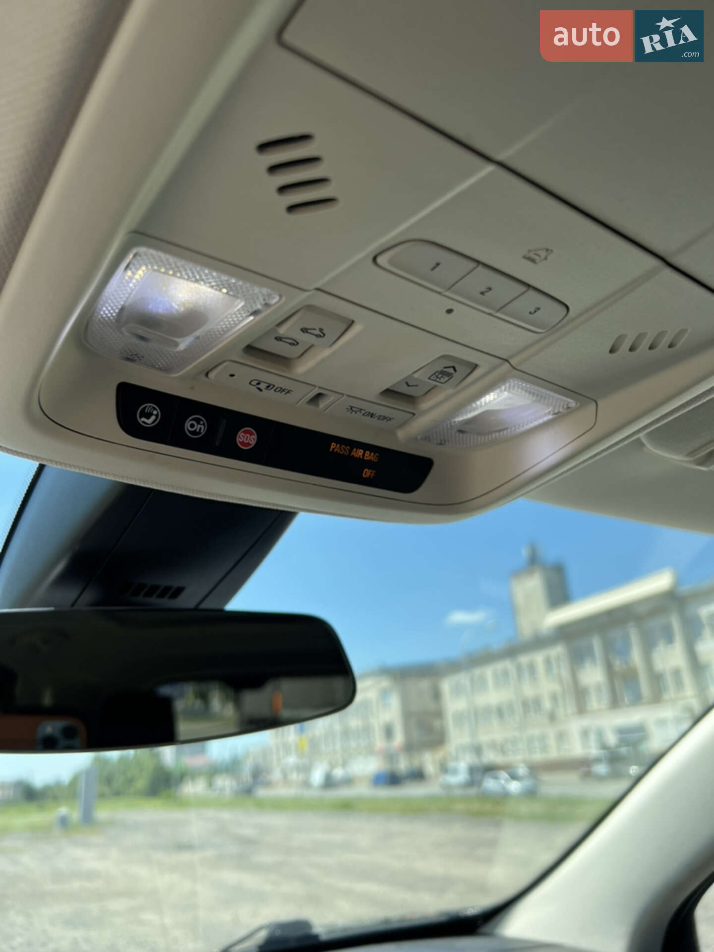 Cadillac XT5 2018 VIN 1GYKNDRS0KZ113705 фото оголошення 17 з 23
