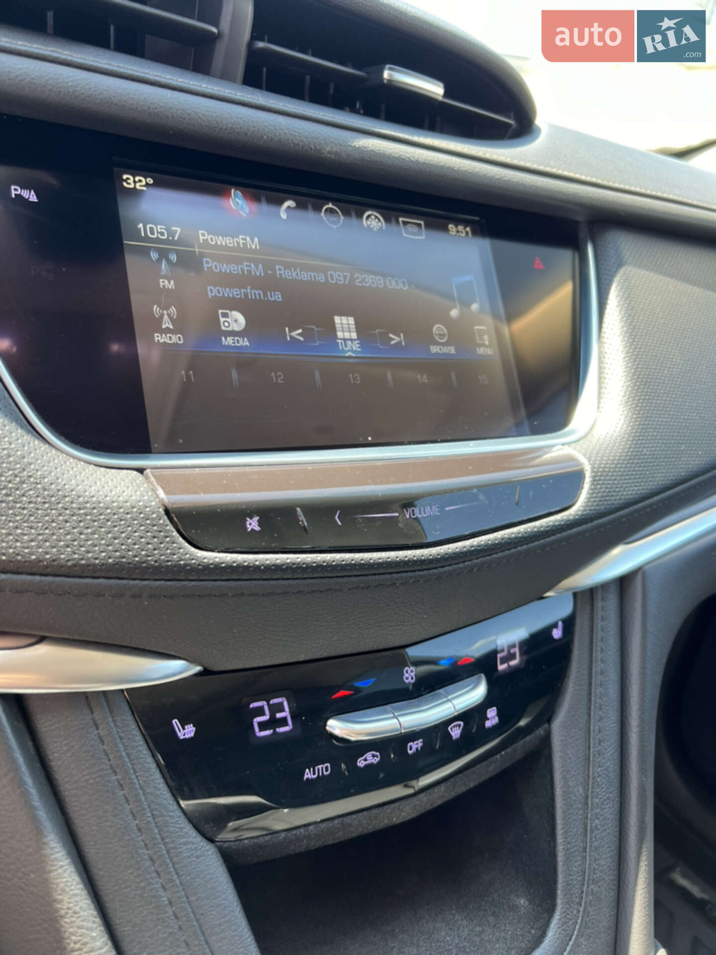 Cadillac XT5 2018 VIN 1GYKNDRS0KZ113705 фото оголошення 18 з 23